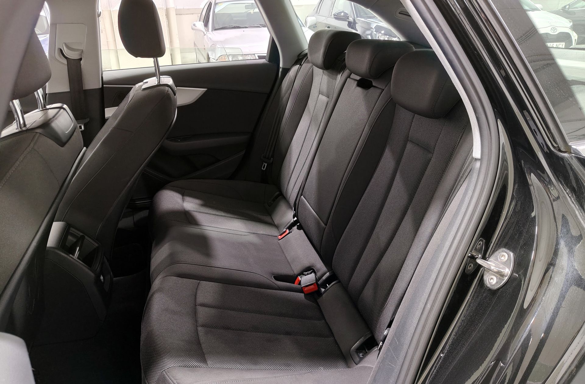 Audi A4 Avant Advanced 35 TFSI S tronic - foto 12