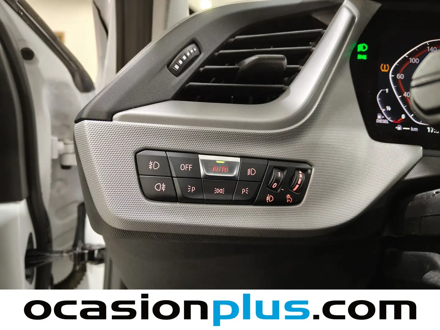 Foto BMW Serie 1 BMW Serie 1 118d Business (150 CV)