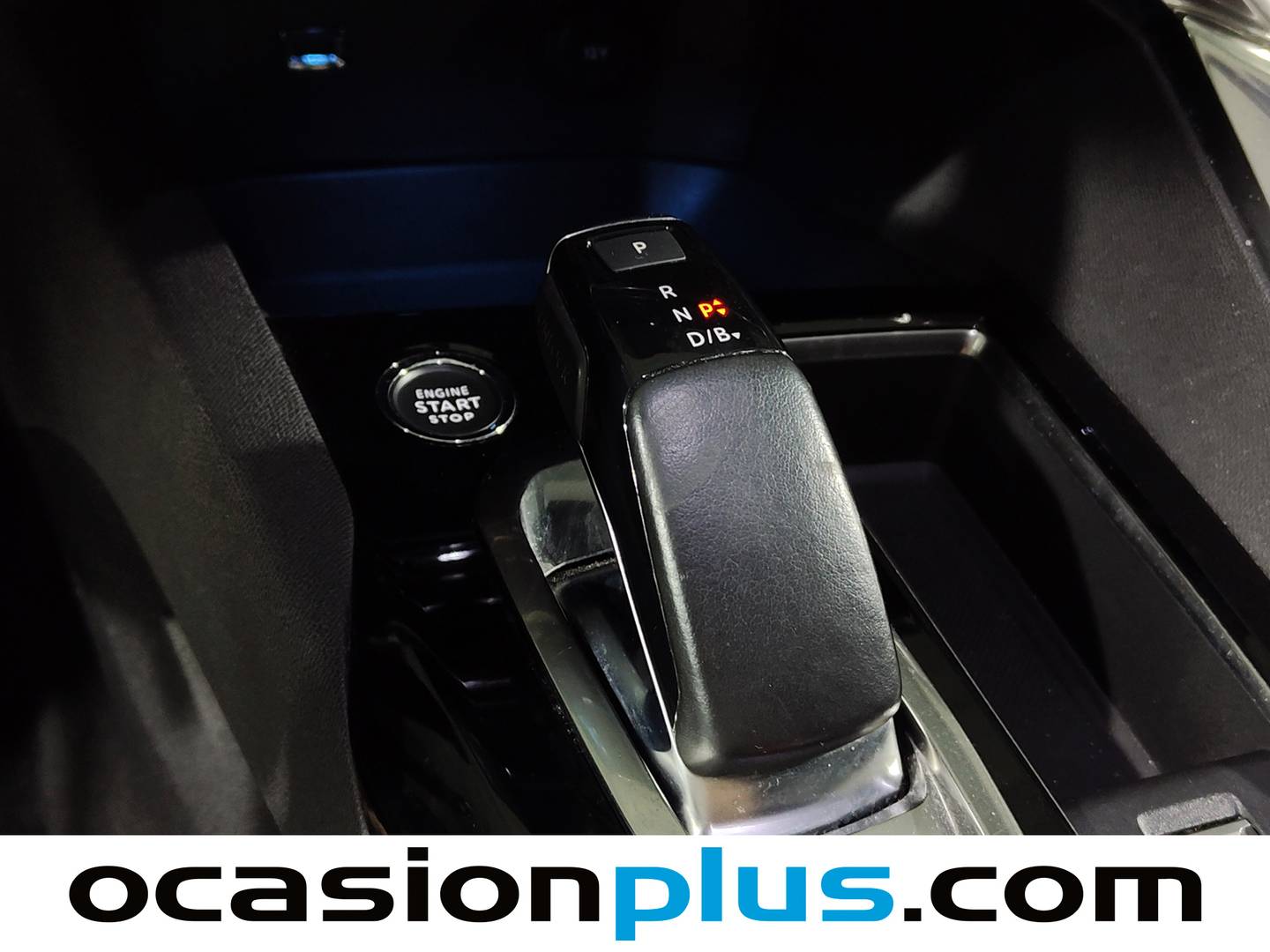 Foto Peugeot 3008 Hybrid Peugeot 3008 Hybrid 225 Allure e-EAT8 (225 CV)