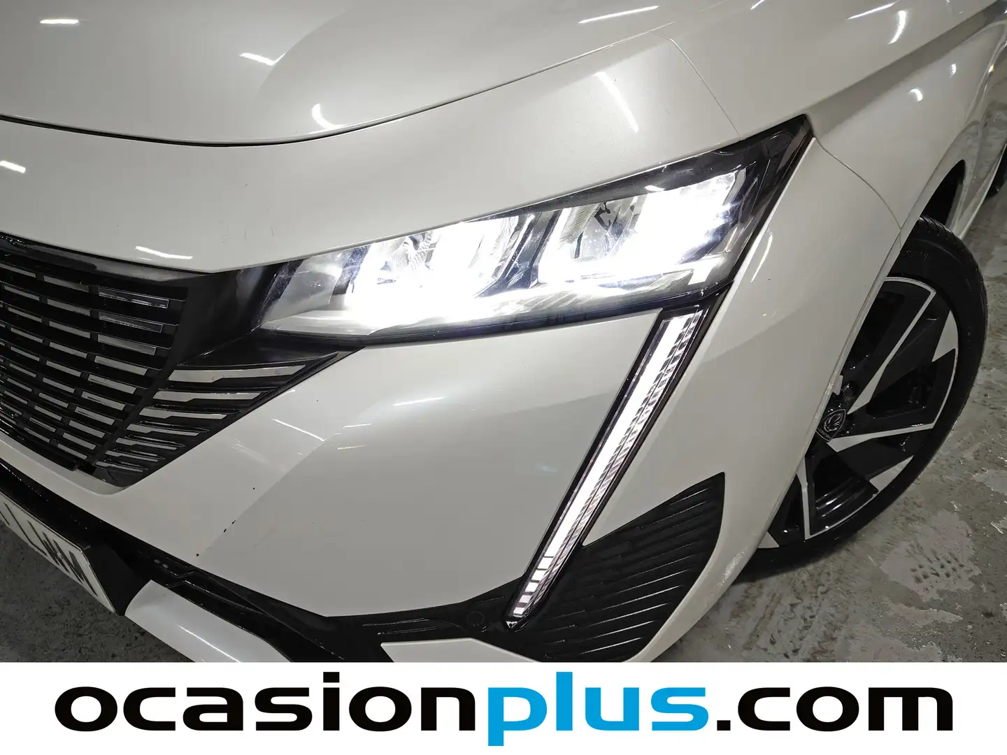 Foto Peugeot 308 Peugeot 308 Allure Pack BlueHDi 130 S&S EAT8 (130 CV)