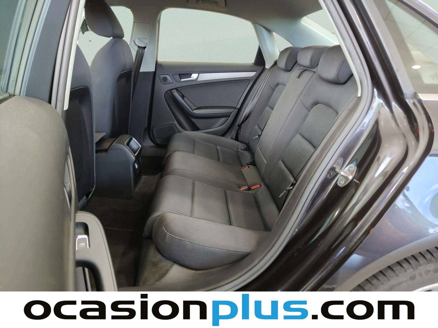 Foto asientos traseros Audi A4 Audi A4 Advanced edition 2.0 TDI (143 CV)