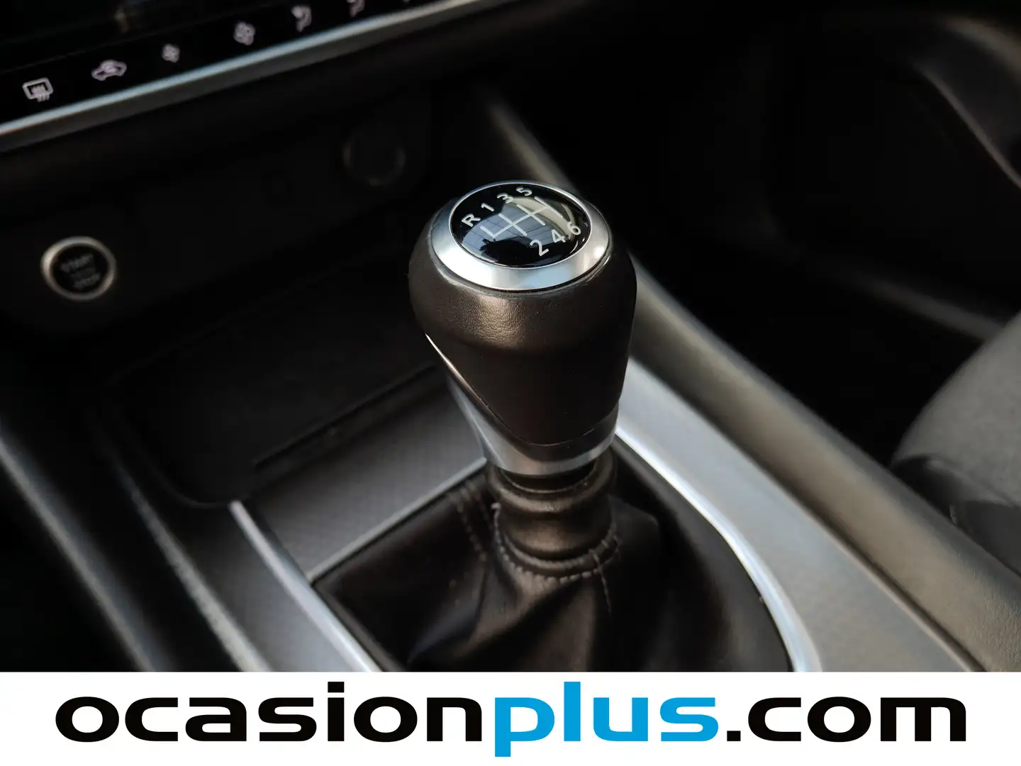 Foto Nissan QASHQAI Nissan Qashqai DIG-T 140 mHEV N-Connecta 4x2 (140 CV)