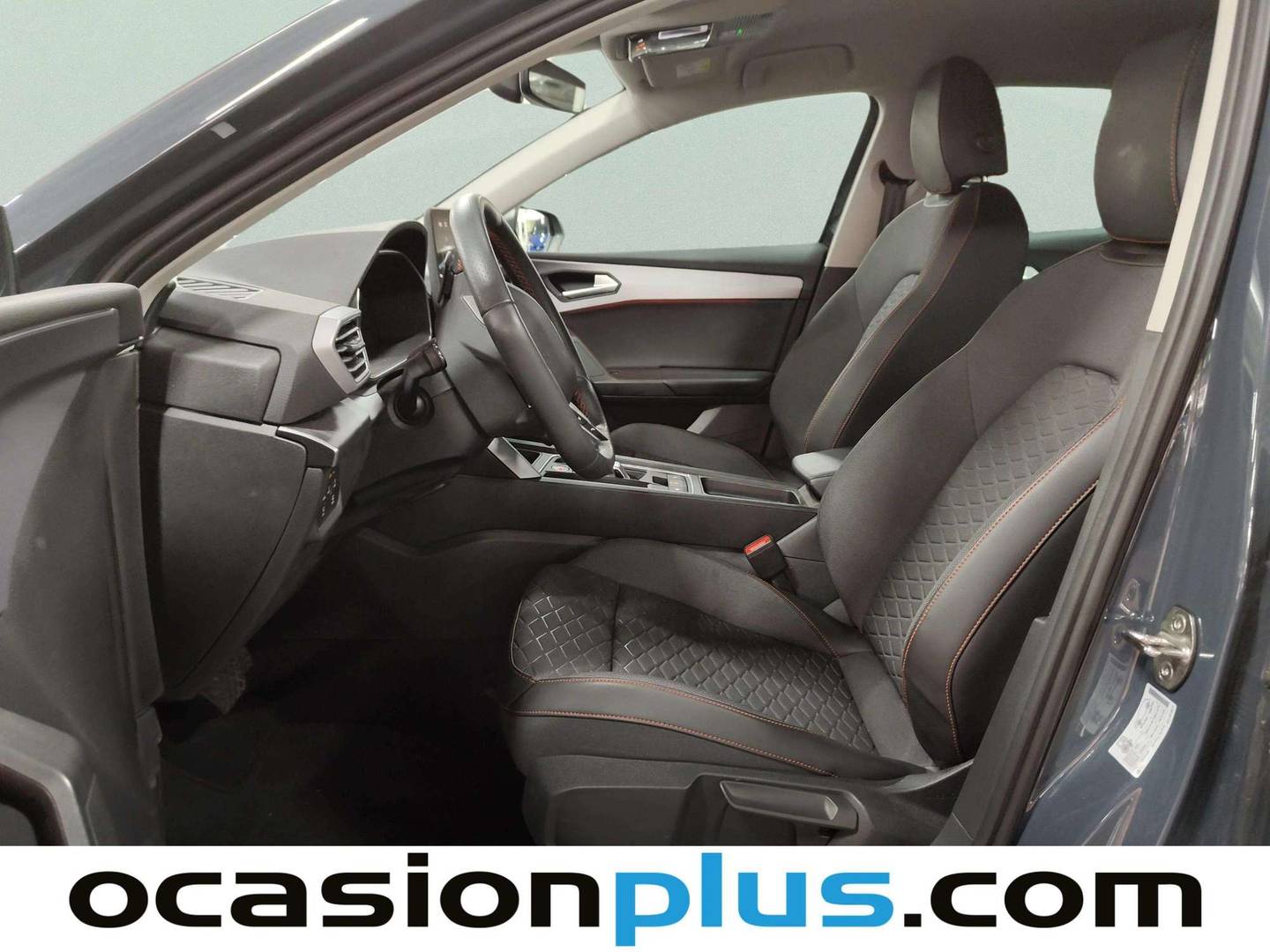 Foto asientos delanteros Seat León Seat León 2.0 TDI S&S FR XS DSG (150 CV)
