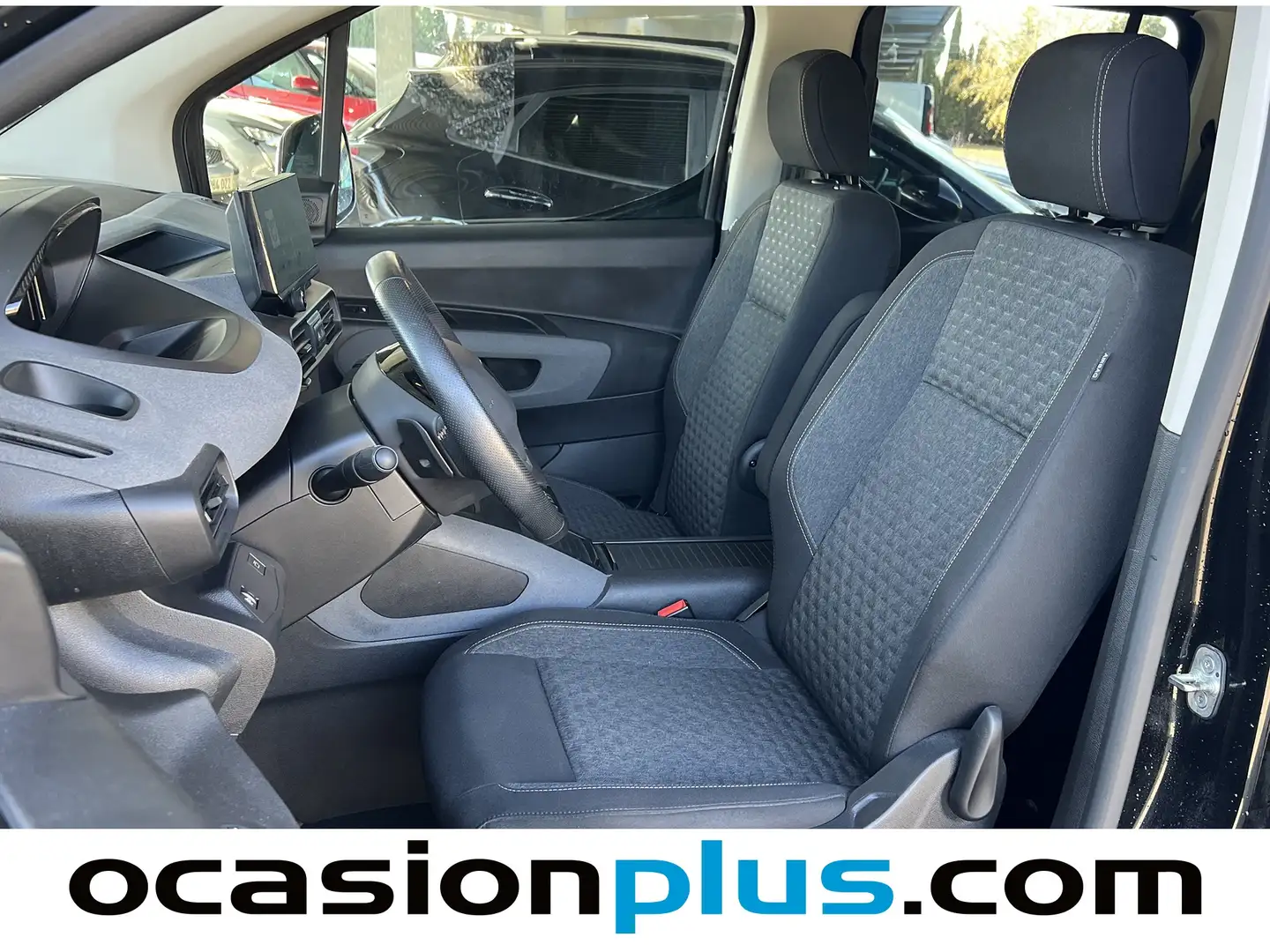 Foto Peugeot Rifter Peugeot Rifter BlueHDi 130 GT Long EAT8 (130 CV)