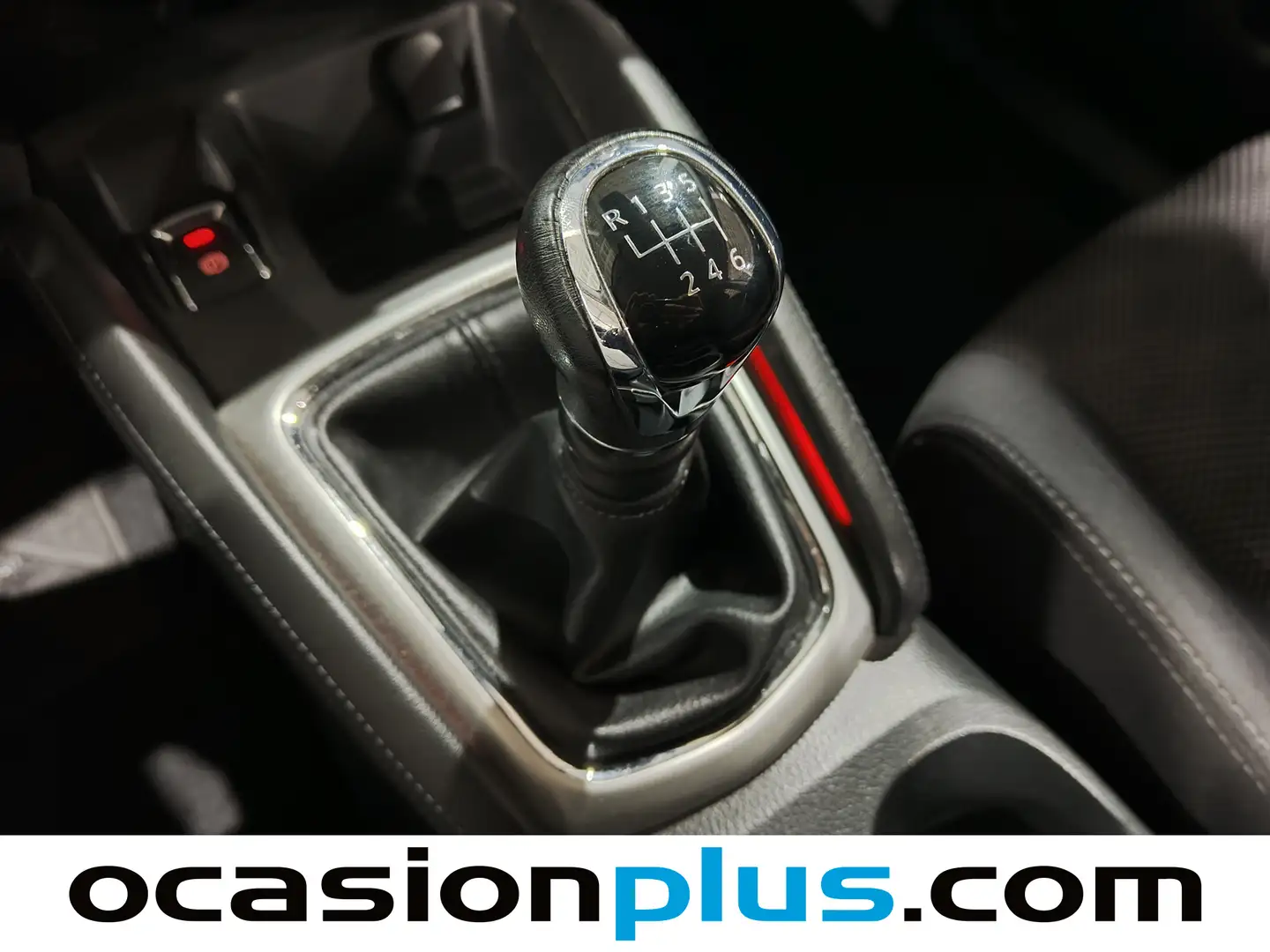 Foto Nissan QASHQAI Nissan Qashqai DIG-T 115 N-Connecta 4x2 (115 CV)