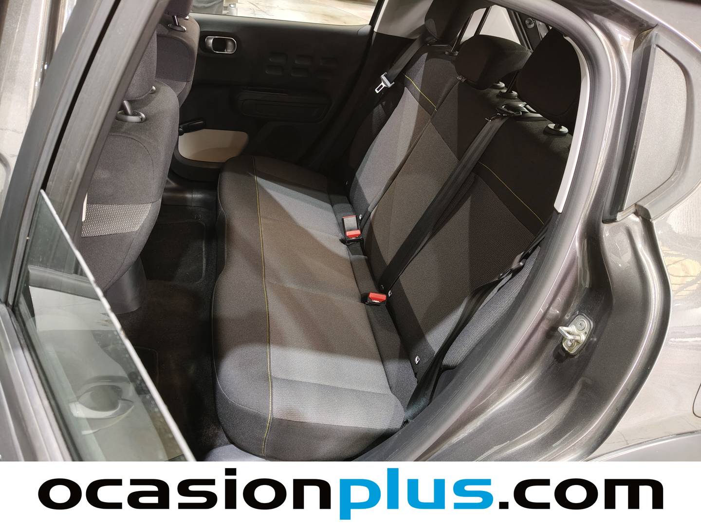 Foto asientos traseros Citroën C3 Citroën C3 BlueHDi 100 S&S C-Series (102 CV)