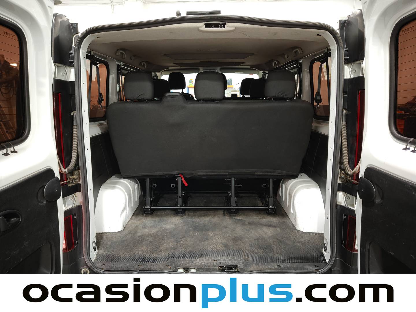 Foto asientos traseros Renault Trafic Renault Trafic Combi 9 Energy dCi (120 CV) 9 Plazas
