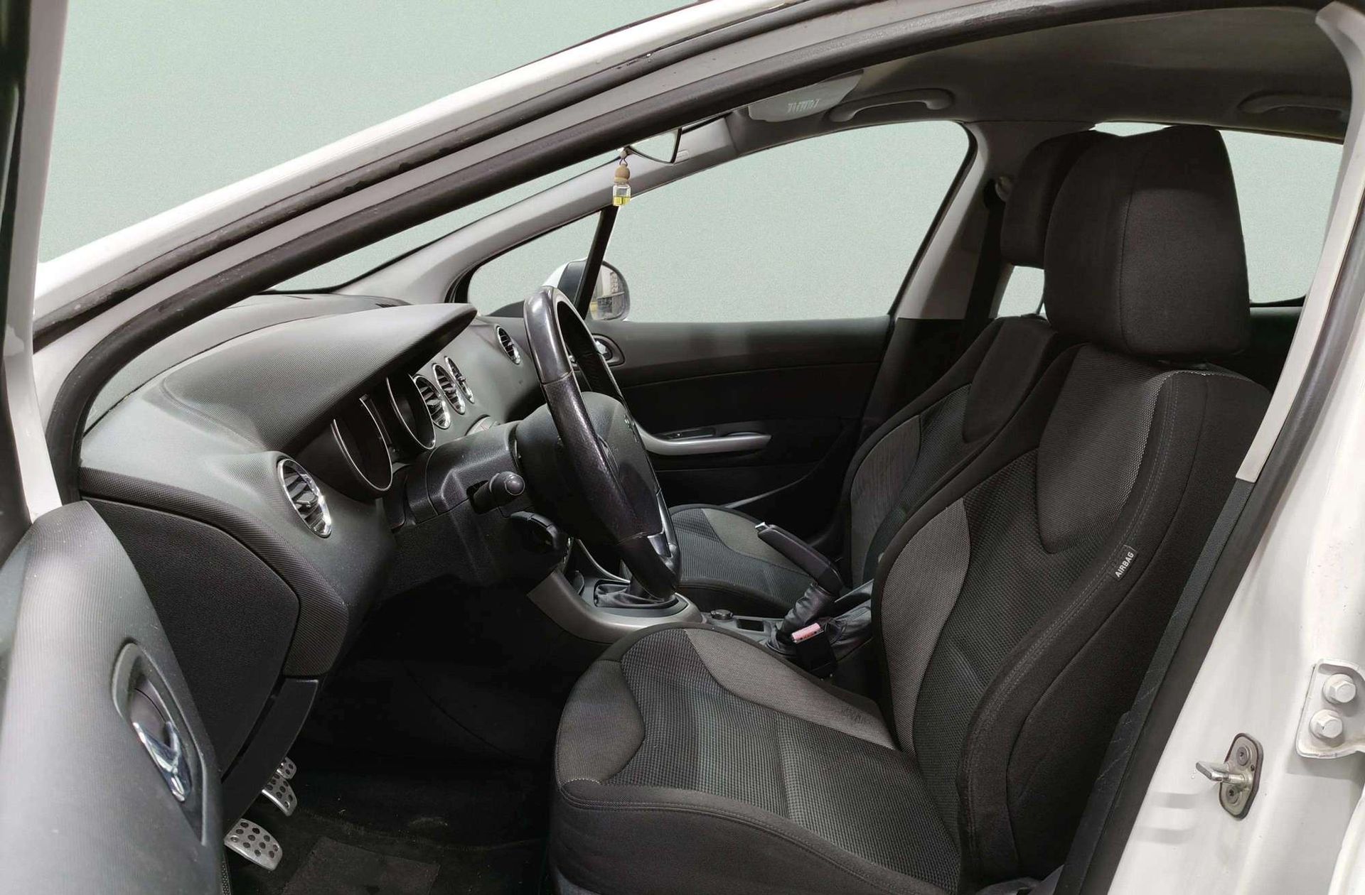 Peugeot 308 1.6 VTi Sportium - foto 9