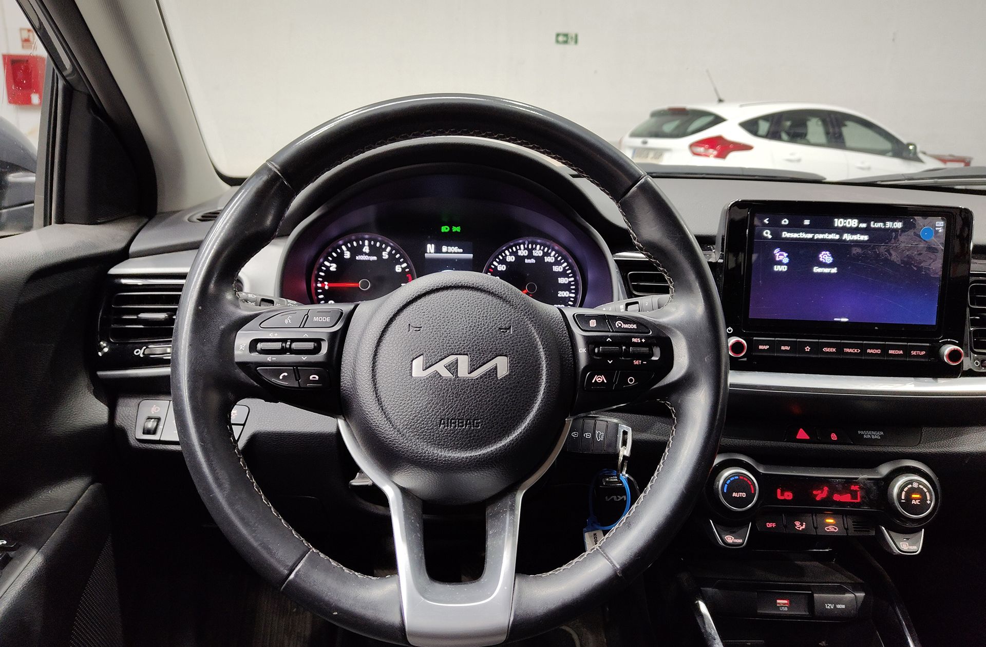 Kia Stonic 1.0 T-GDi MHEV Drive iMT - foto 23