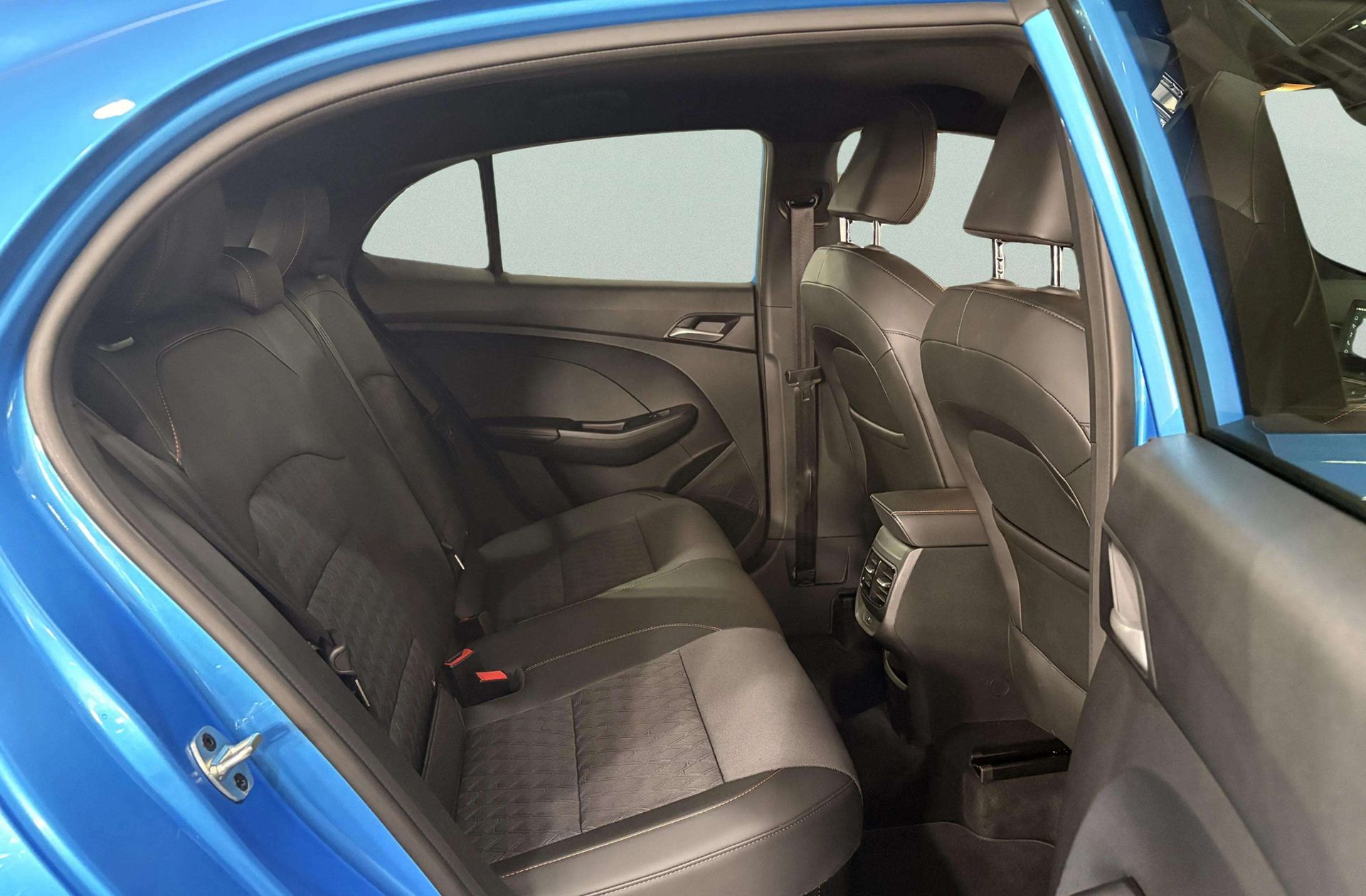 MG MG3 Hybrid+ Luxury - foto 20