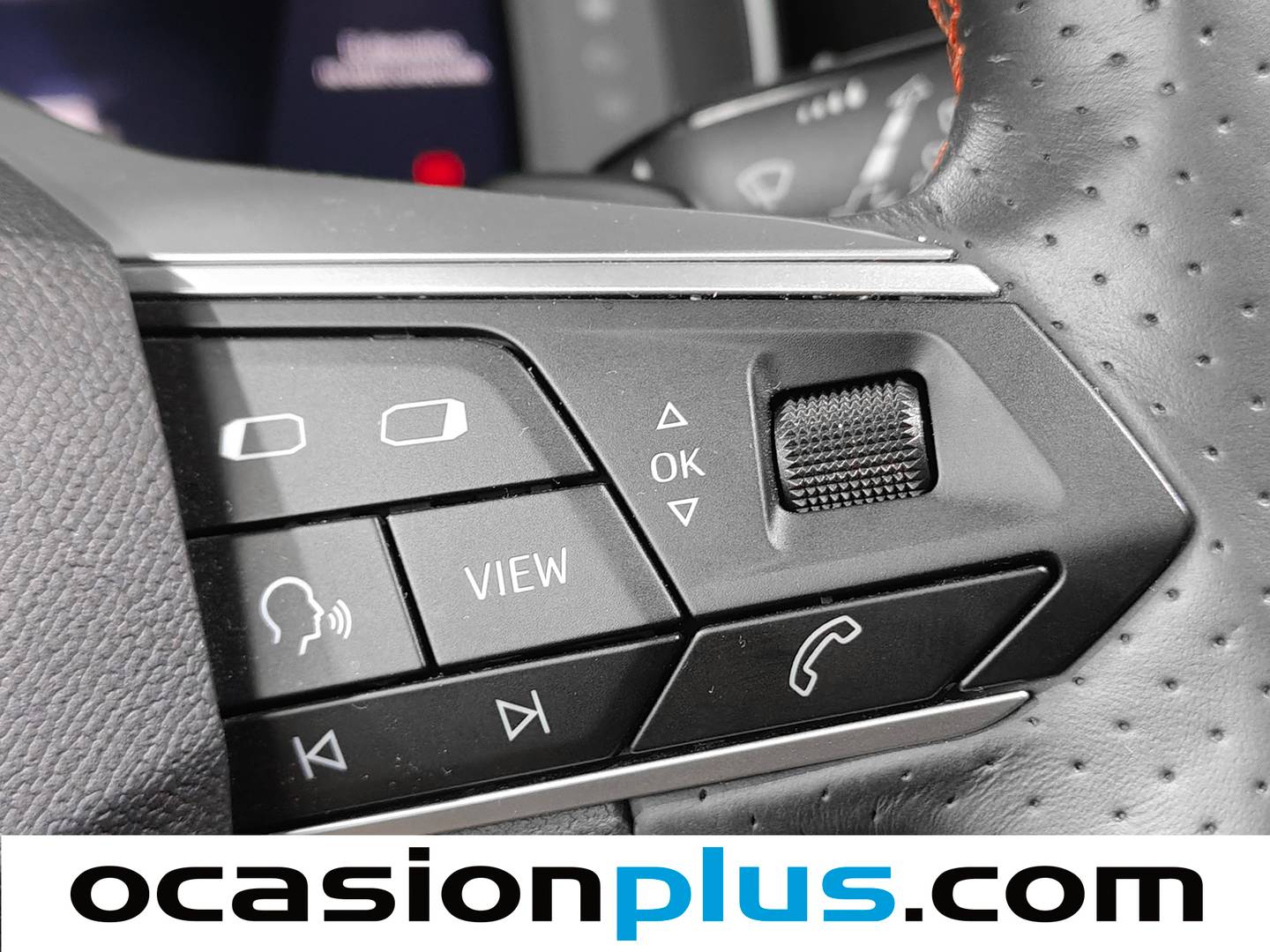 Seat León SEAT León 1.5 eTSI S&S FR Launch Pack L DSG (150 CV) automático