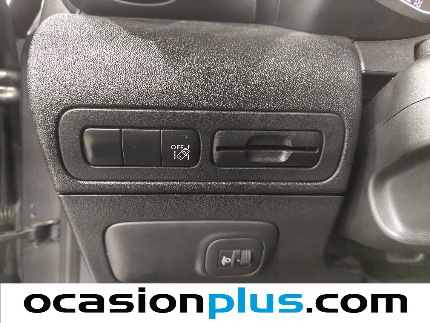 Foto Citroën C3 Aircross Citroen C3 Aircross PureTech 130 Shine Pack EAT6 (131 CV)