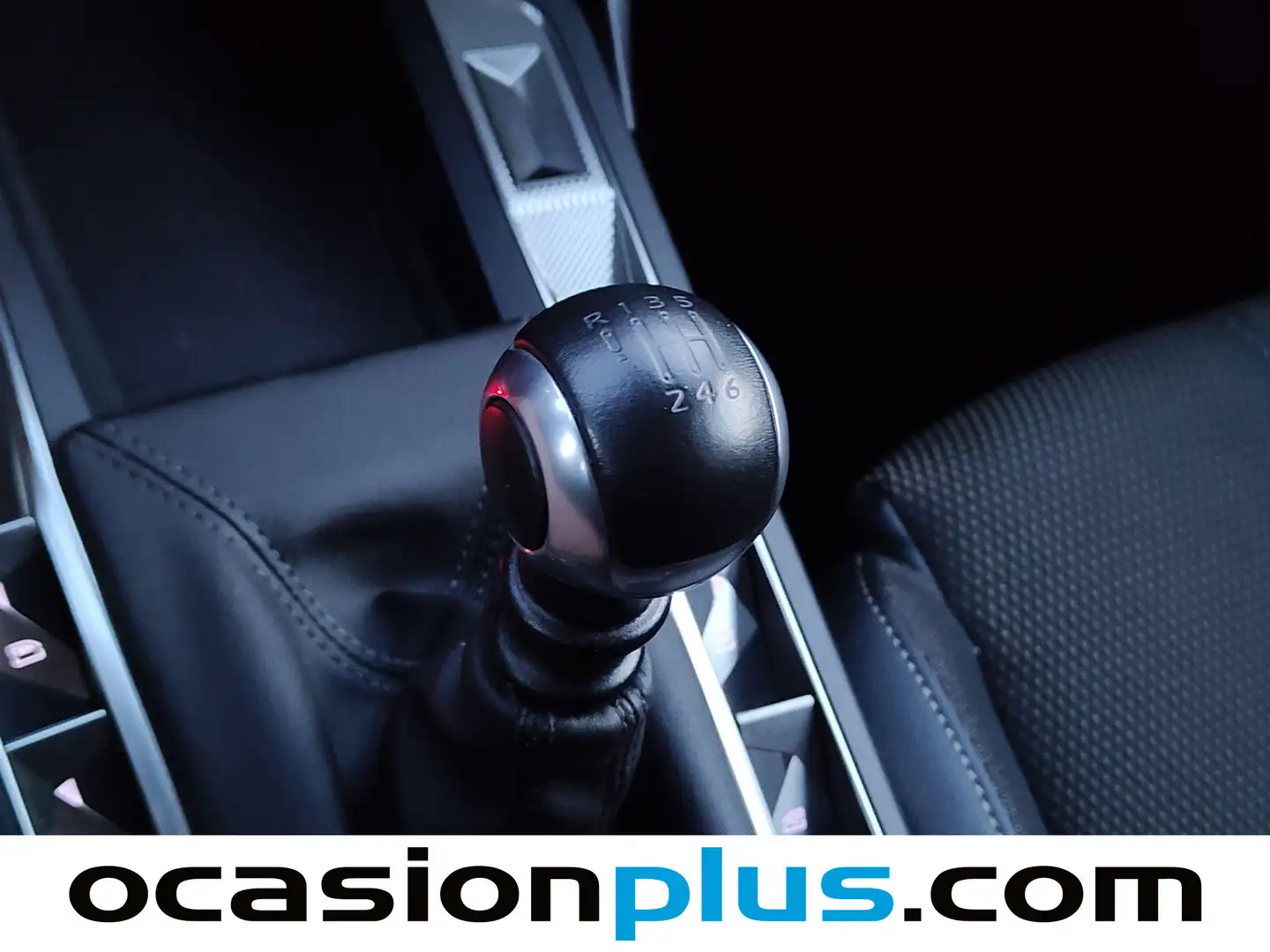 Foto DS DS 3 Crossback DS DS3 Crossback BlueHDi 100 So Chic (100 CV)