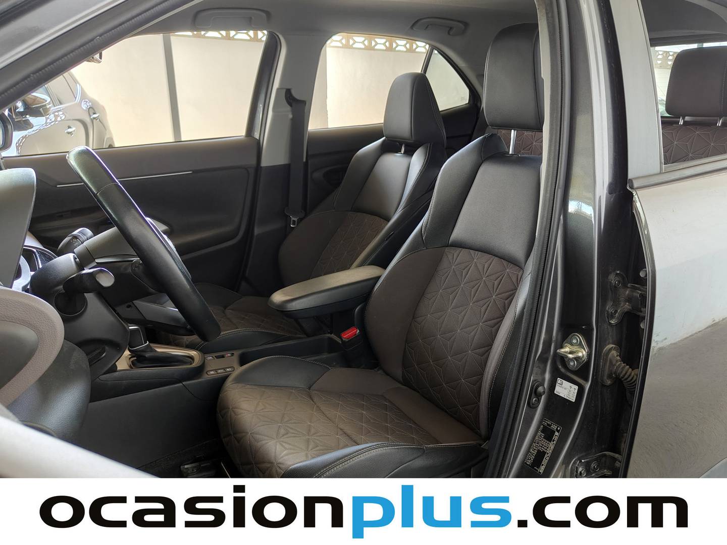Foto asientos delanteros Toyota Yaris Cross Toyota Yaris Cross 120H Style (116 CV)