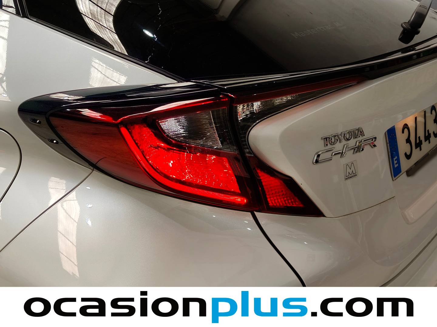 Extras del Toyota C-HR Toyota C-HR 180H Advance (184 CV)