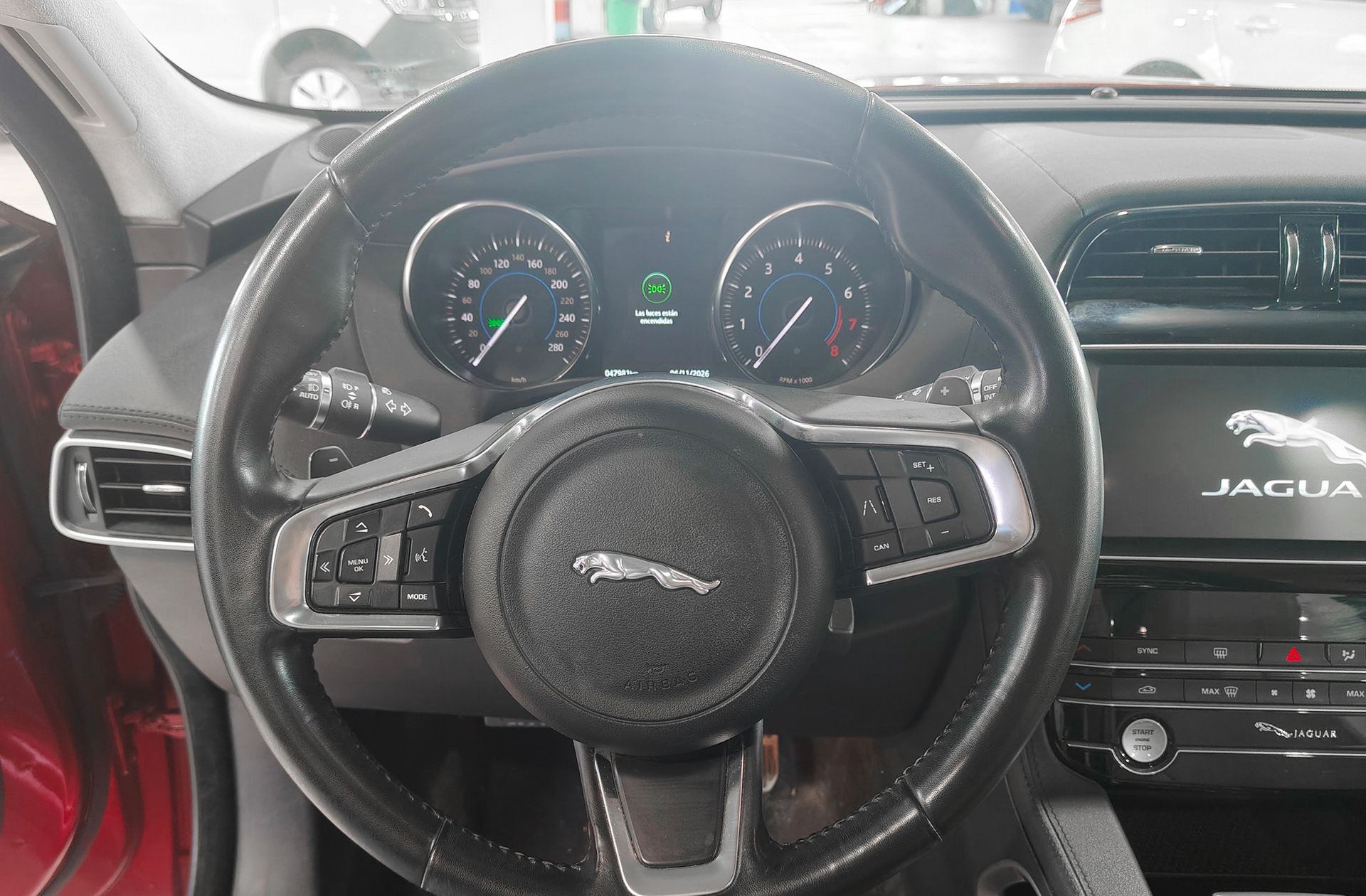 Jaguar F-Pace 2.0T i4 Prestige AWD - foto 23