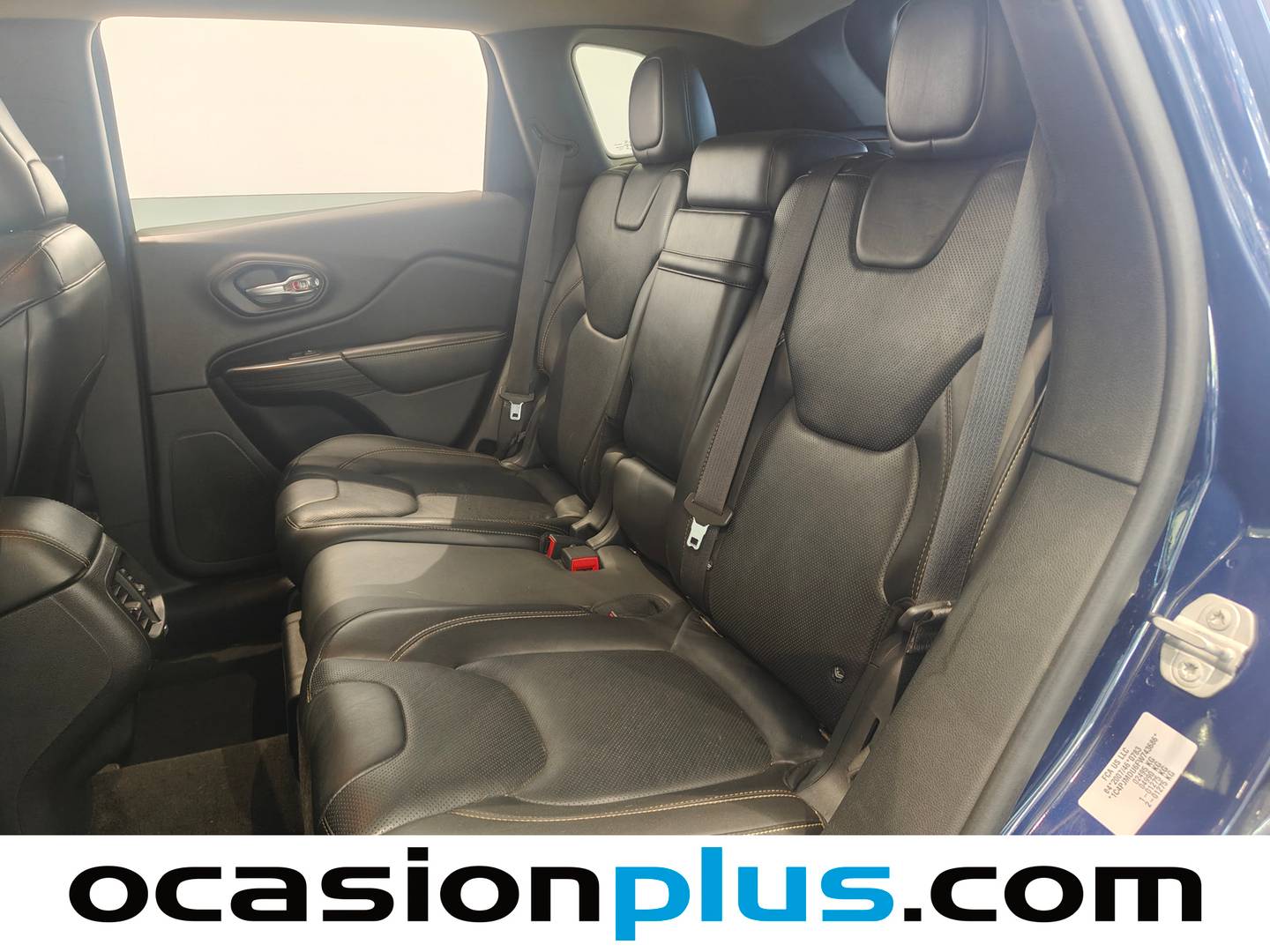 Foto asientos traseros Jeep Cherokee Jeep Cherokee 2.2 CRD Limited 4x4 Auto Ac. D.II (200 CV)