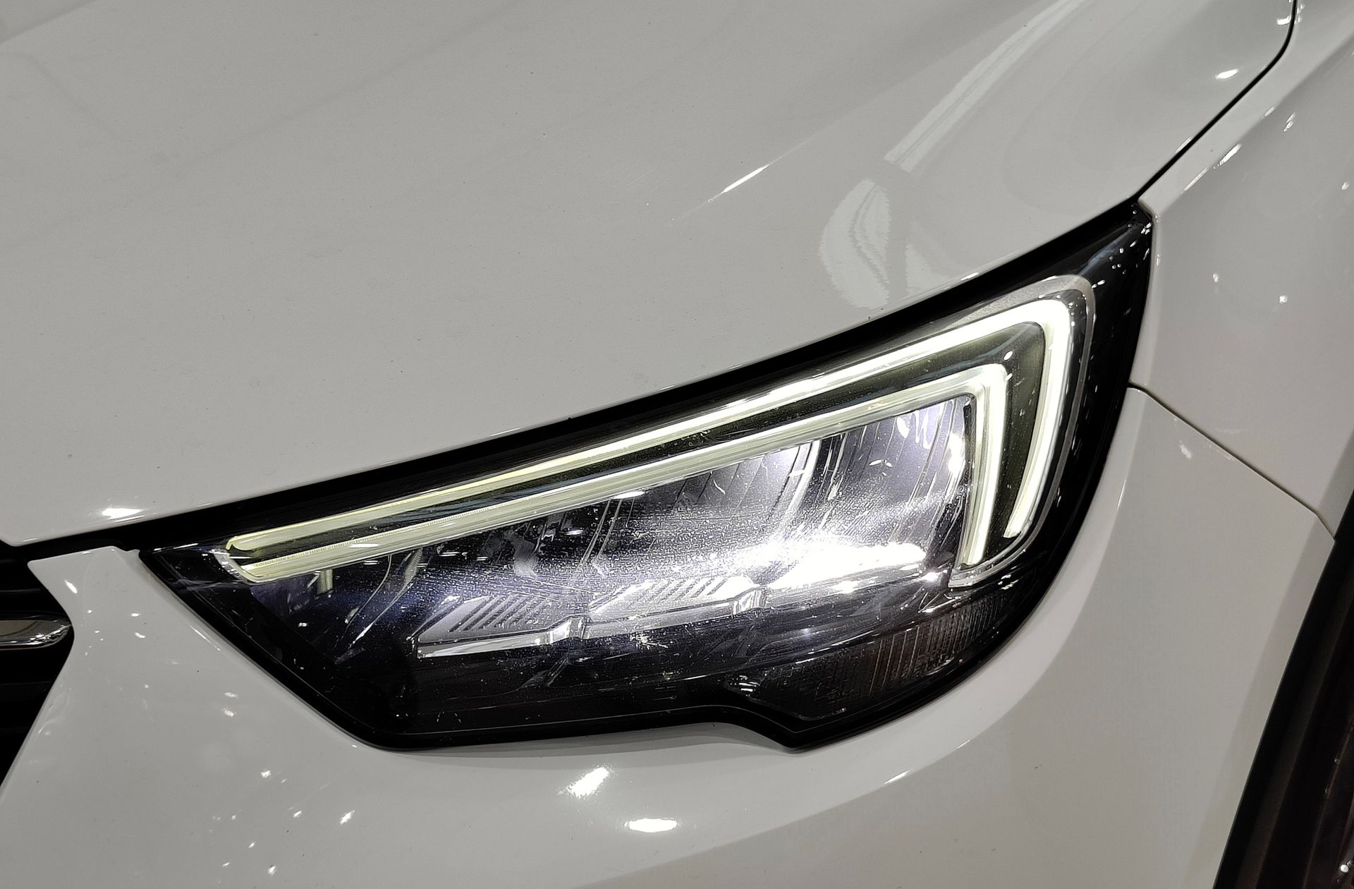 Opel Crossland 1.2 Design Line 120 Aniversario - foto 13