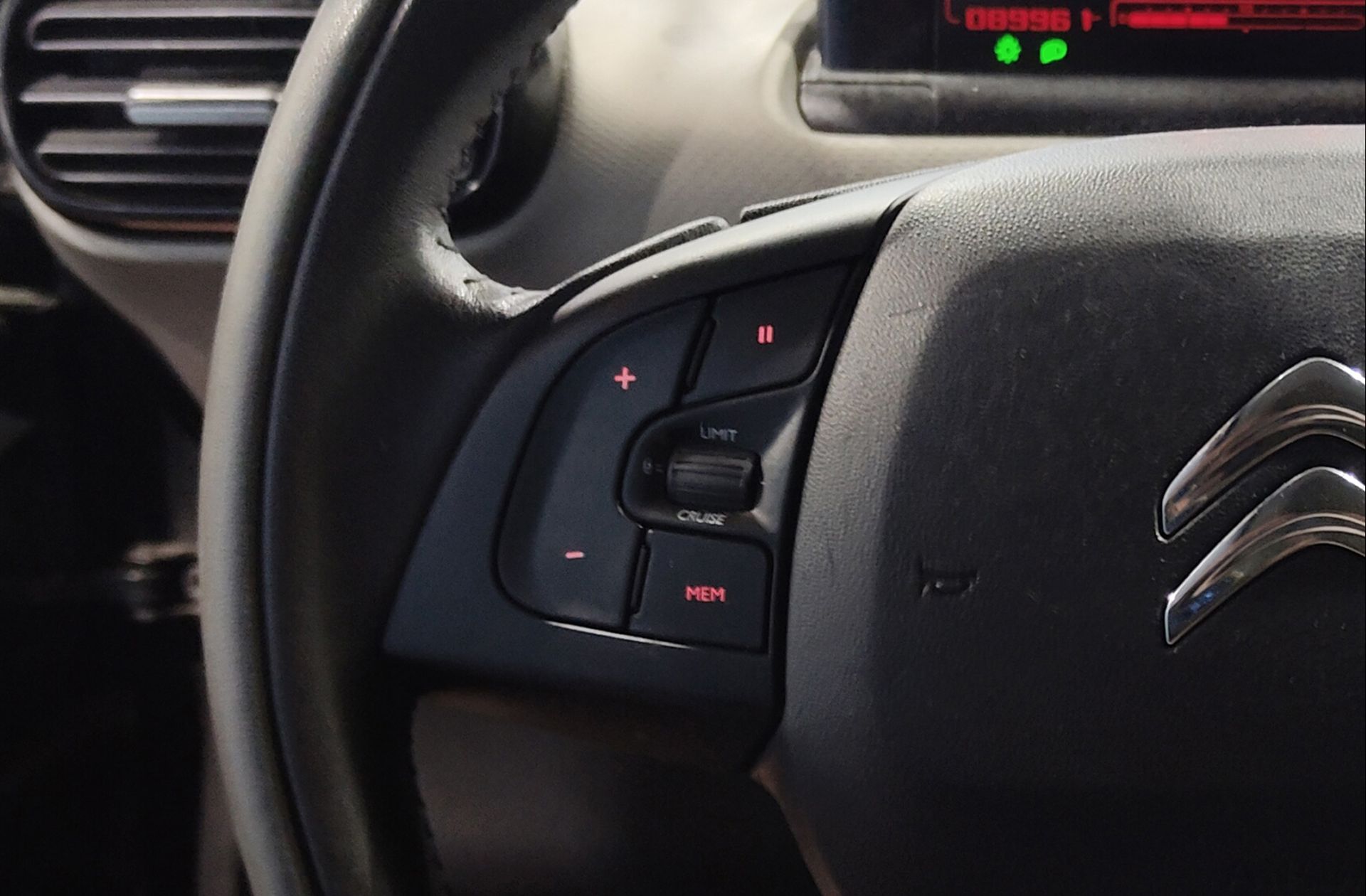 Citroën C4 Cactus PureTech 110 One Tone - foto 19