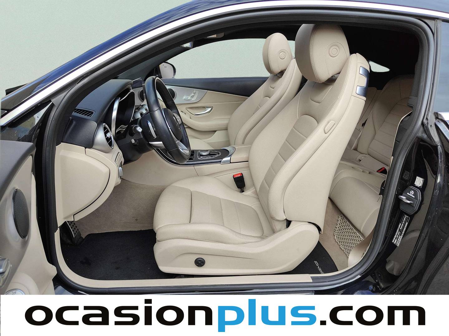 Foto asientos delanteros Mercedes Clase C Mercedes Clase C Coupe 220 d (194 CV) Pack AMG