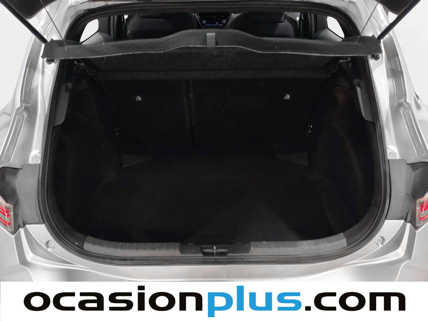 Fotos maletero Toyota Corolla Toyota Corolla 1.8 125 Híbrido Active Tech E-CVT (122 CV)