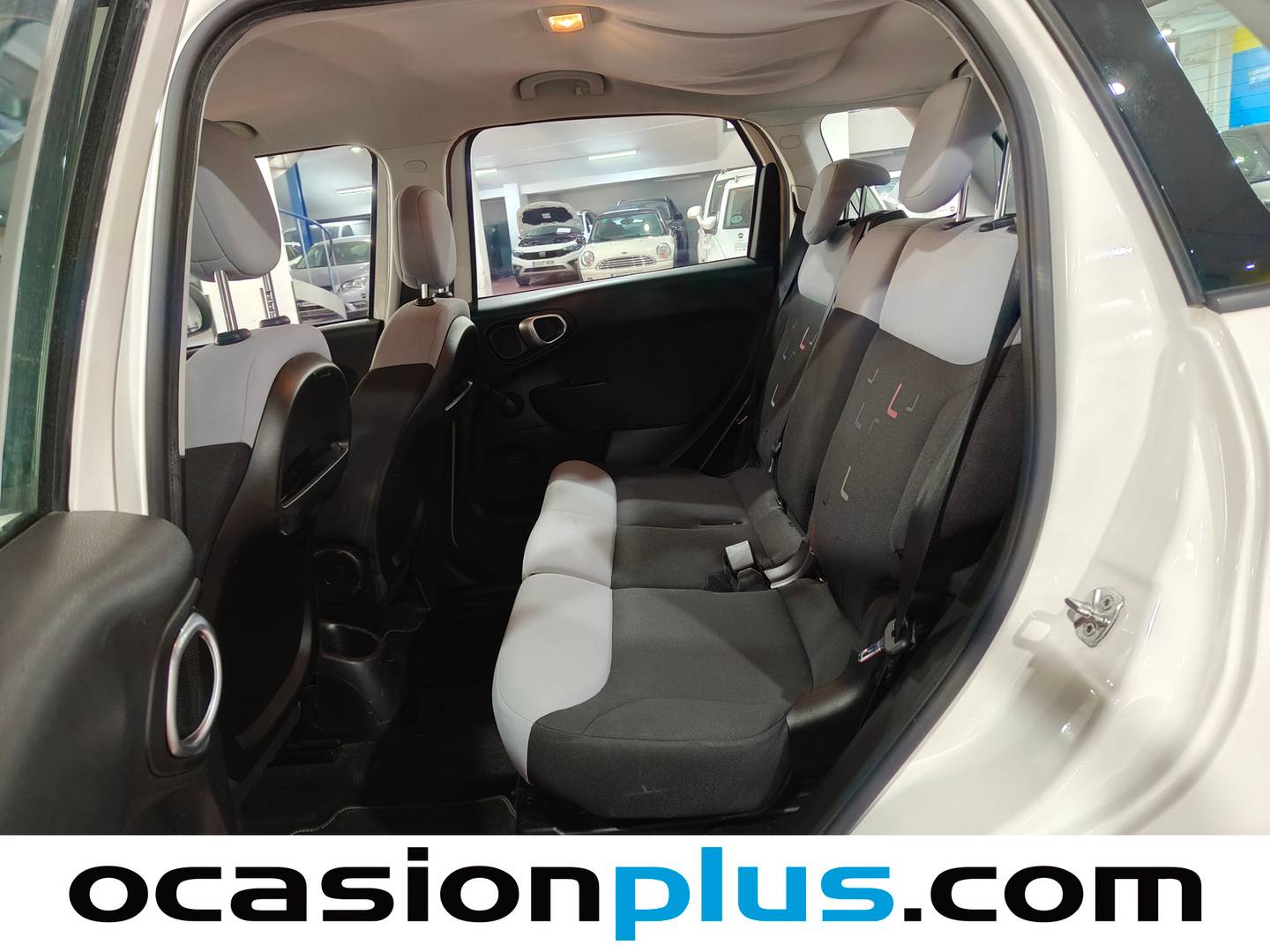 Foto asientos traseros Fiat 500L Fiat 500L 1.6 16v Multijet II S&S Pop Star (120 CV)
