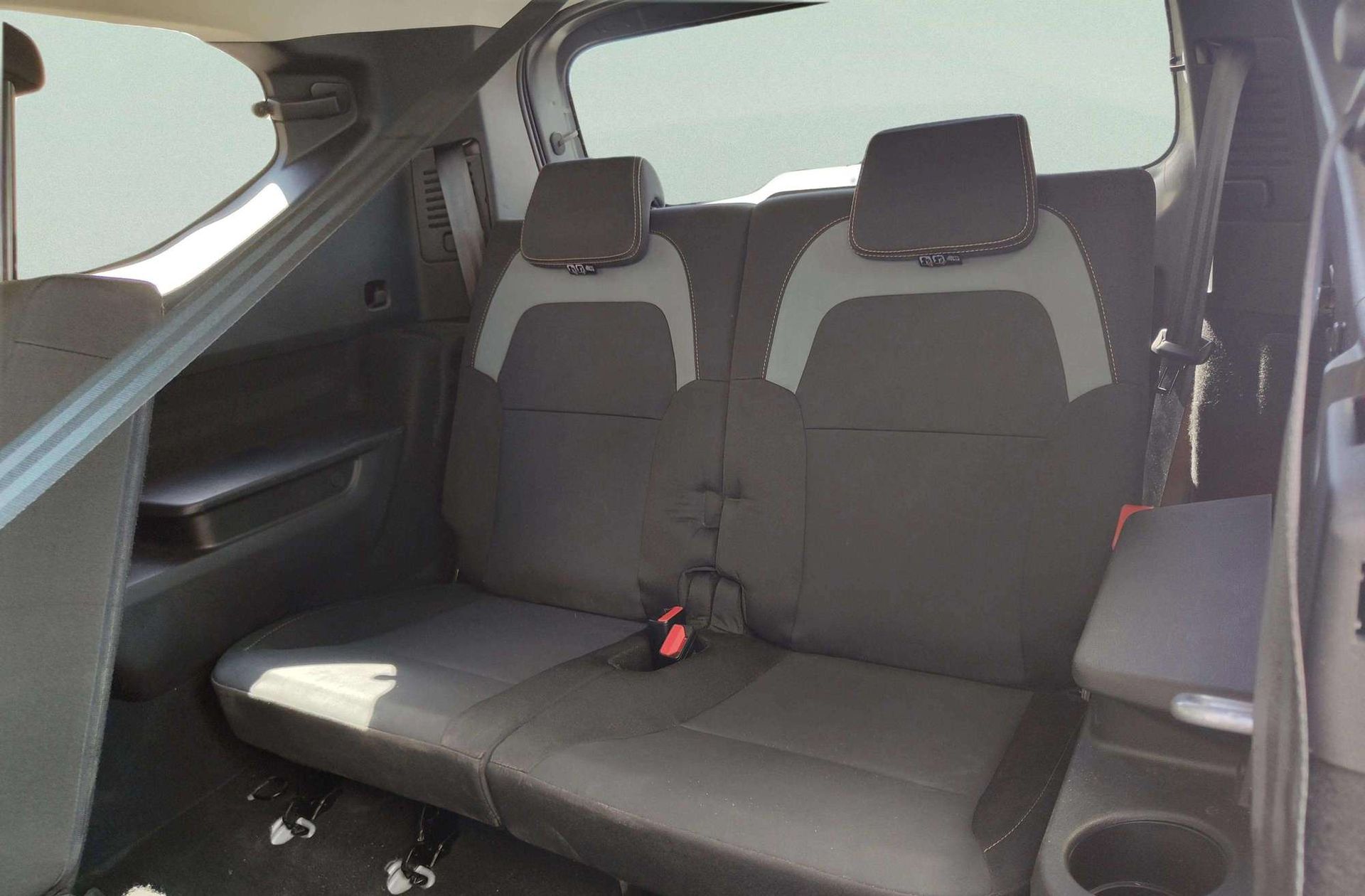 Dacia Jogger Extreme Hybrid 7 plazas - foto 12