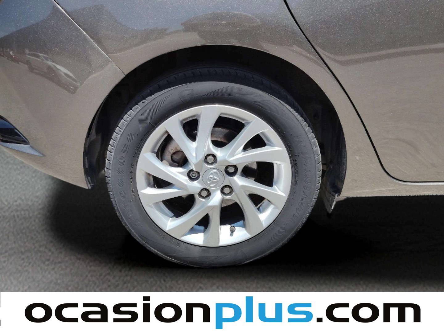 Toyota Auris Toyota Auris 1.8 Hybrid Active (136 CV) 136cv