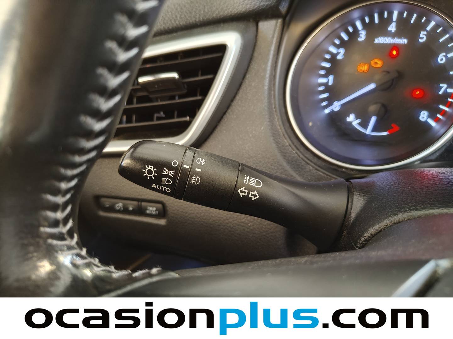Equipamiento del Nissan QASHQAI Nissan Qashqai DIG-T 140 Acenta 4x2 (140 CV)