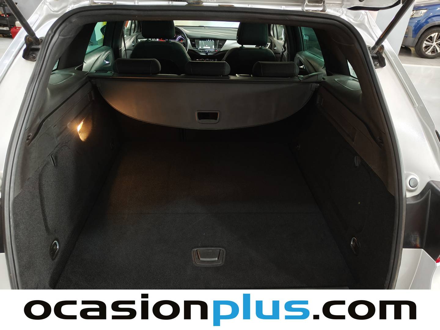 Foto Opel Astra Opel Astra Opel Astra Sports Tourer 1.4 Turbo SHT Elegance CVT 107 kW (145 CV)