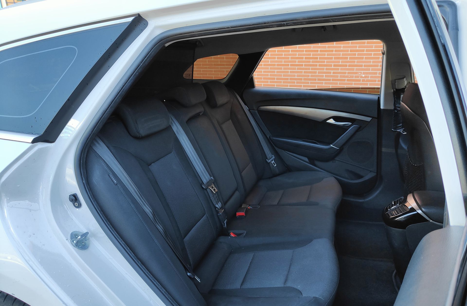 Hyundai i40 CW 1.7 CRDi BlueDrive Tecno - foto 15