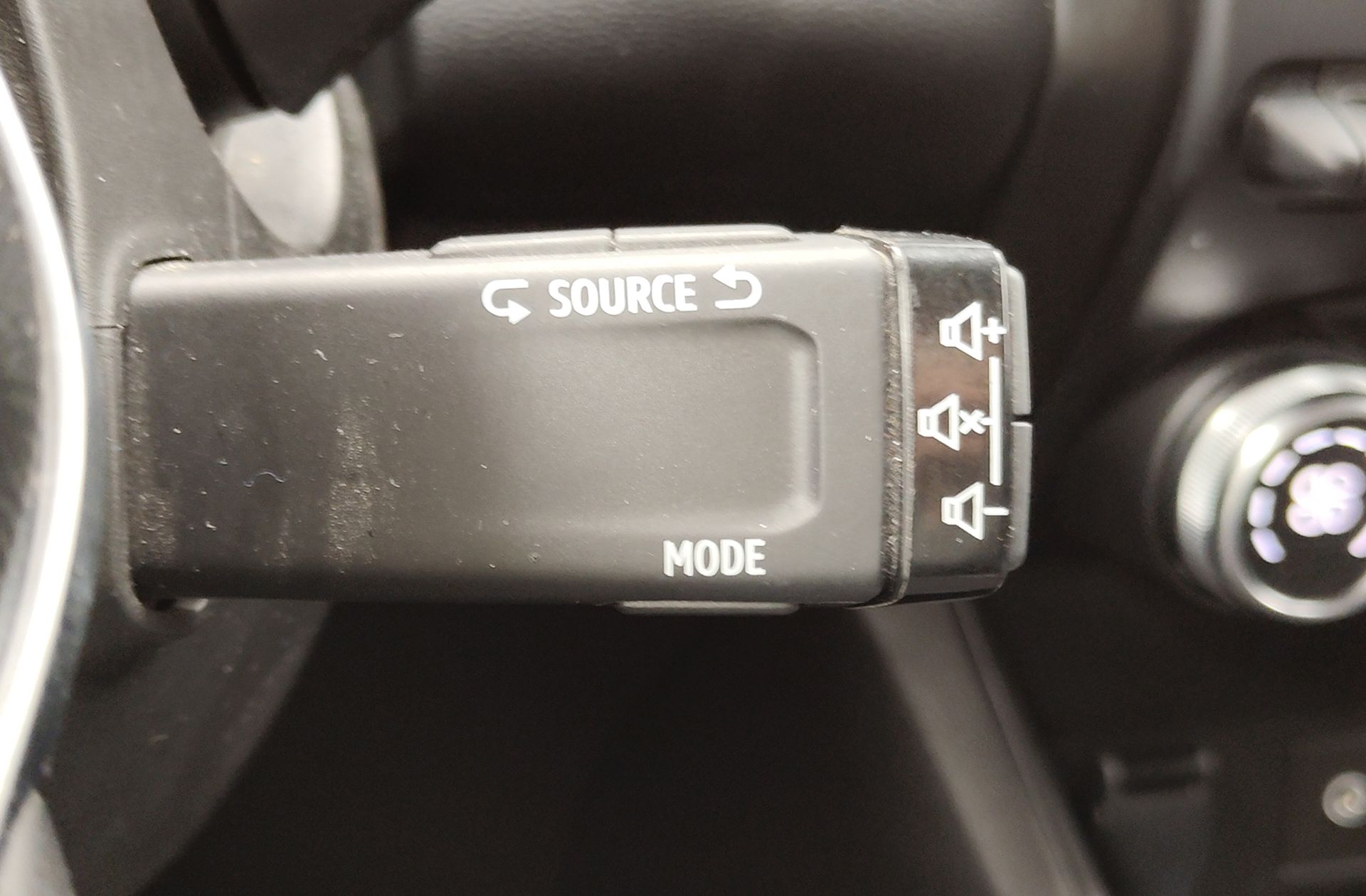 Renault Captur Techno TCe - foto 30