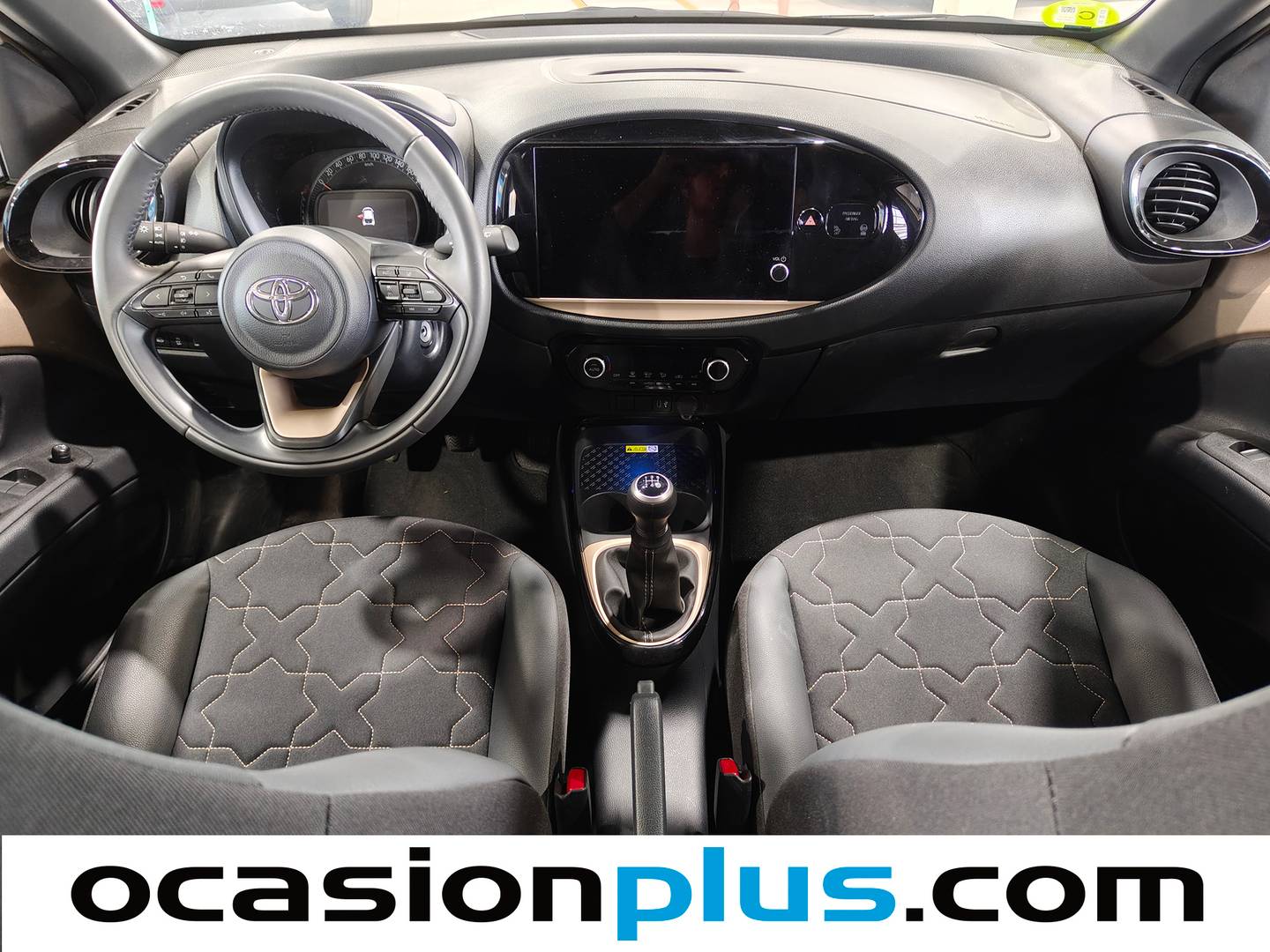 Toyota Aygo X Cross Toyota Aygo X Cross 1.0 VVT-I Chic (72 CV) de ocasión