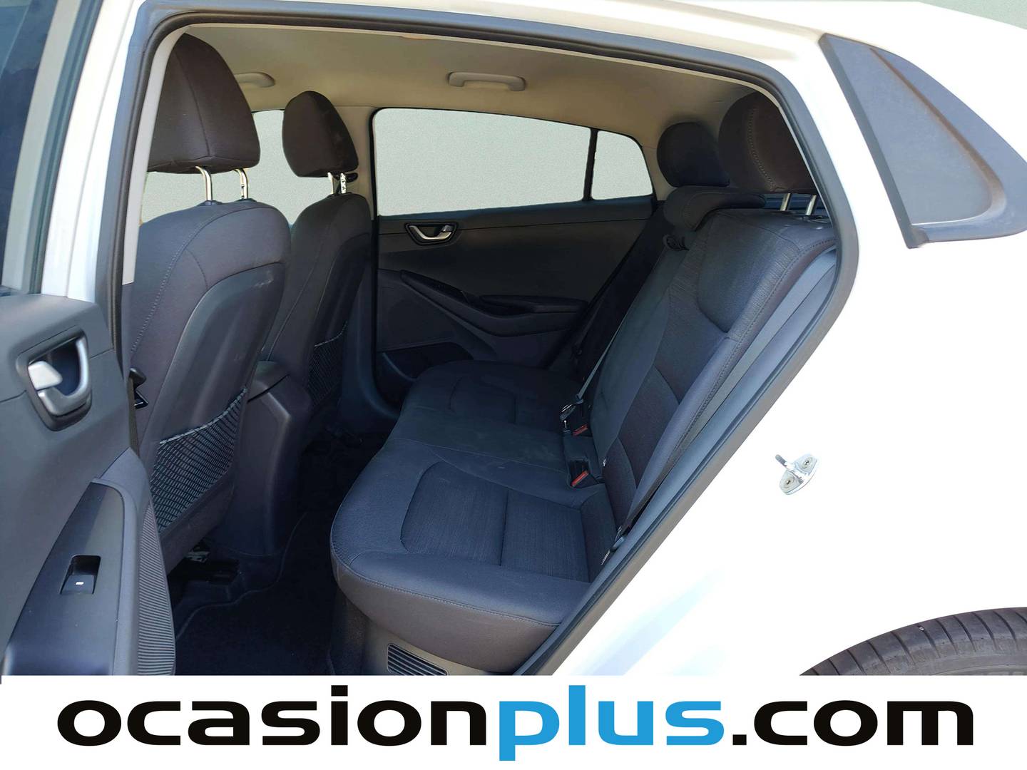 Foto asientos traseros Hyundai IONIQ Hyundai Ioniq 1.6 GDI HEV Klass DCT (141 CV)
