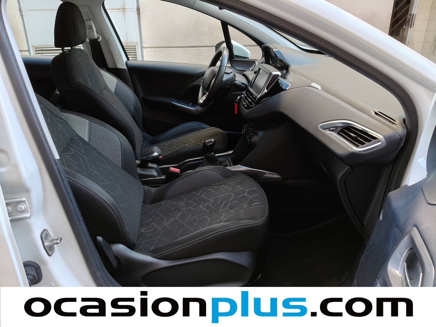 Peugeot 2008 Peugeot 2008 PureTech 82 Active (82 CV) km 0