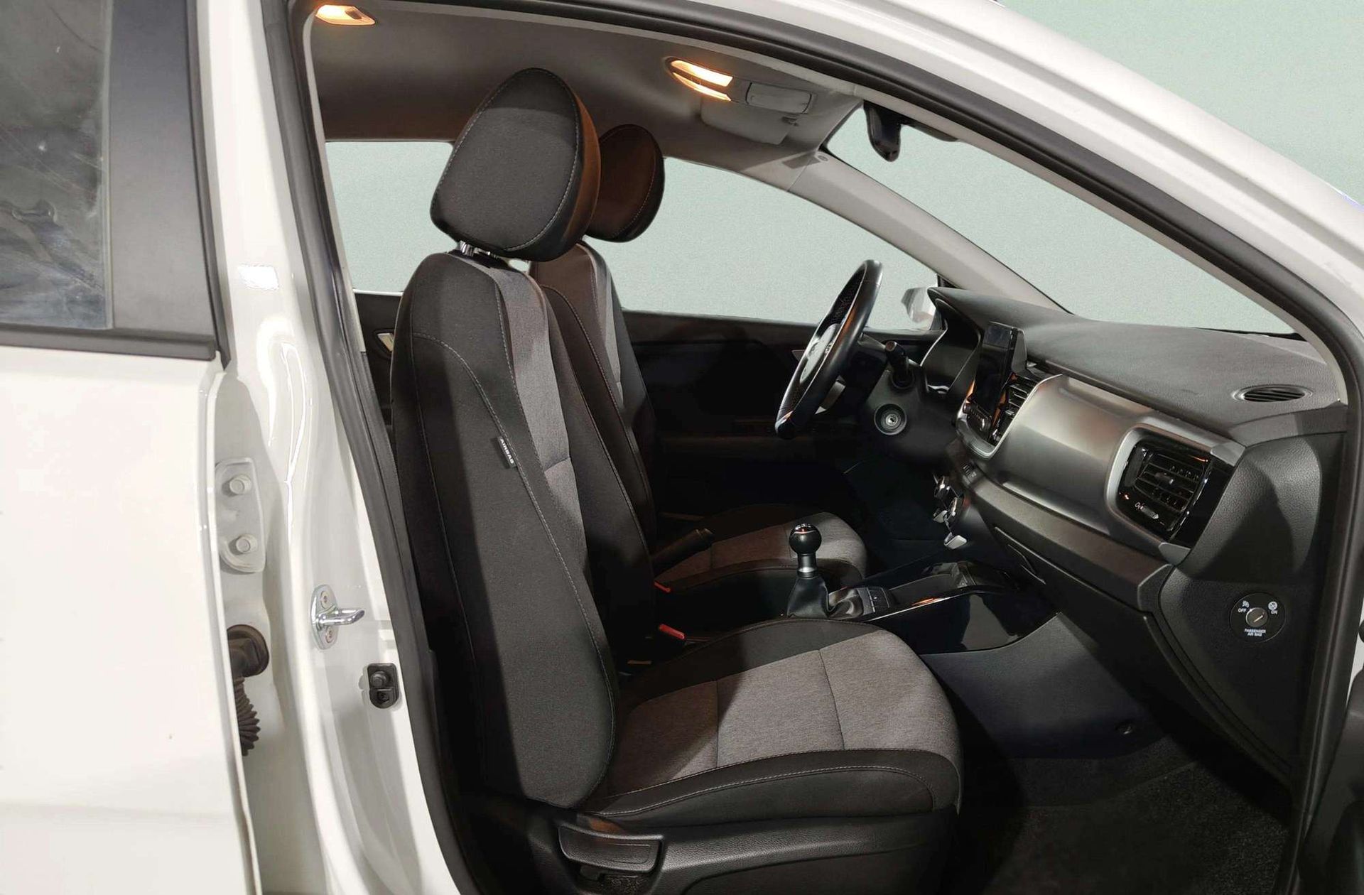 Kia Stonic 1.2 DPi Drive - foto 18