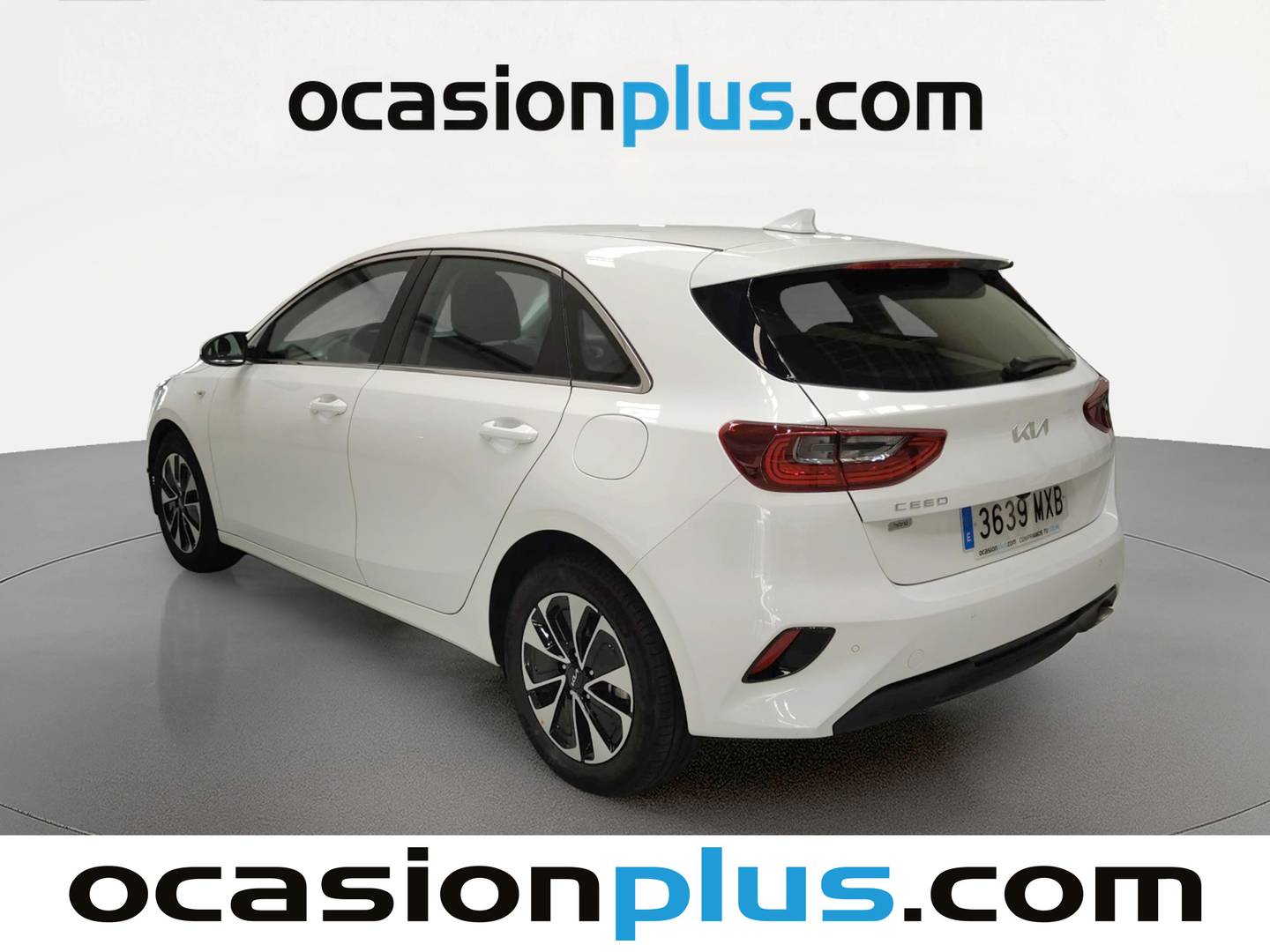 Foto trasera KIA Ceed KIA Ceed 1.5 MHEV Drive DCT (140 CV) izquierda