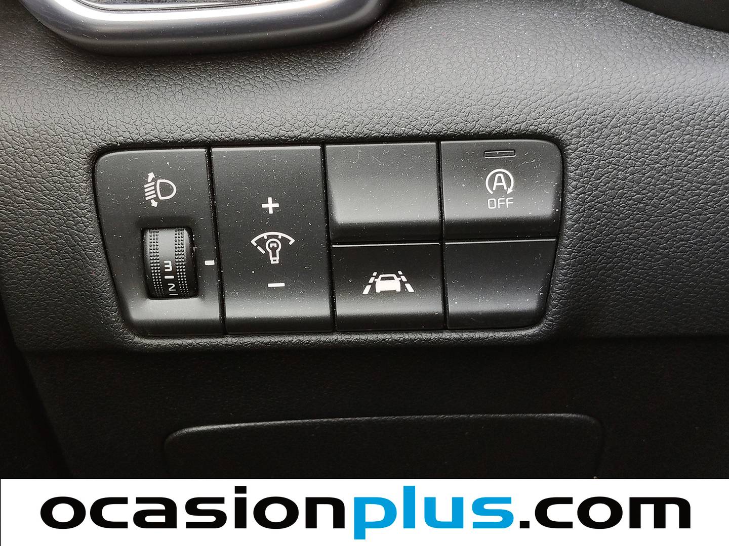 KIA Sportage KIA Sportage 1.6 CRDi MHEV Drive Plus 4x2 (115 CV) seminuevo