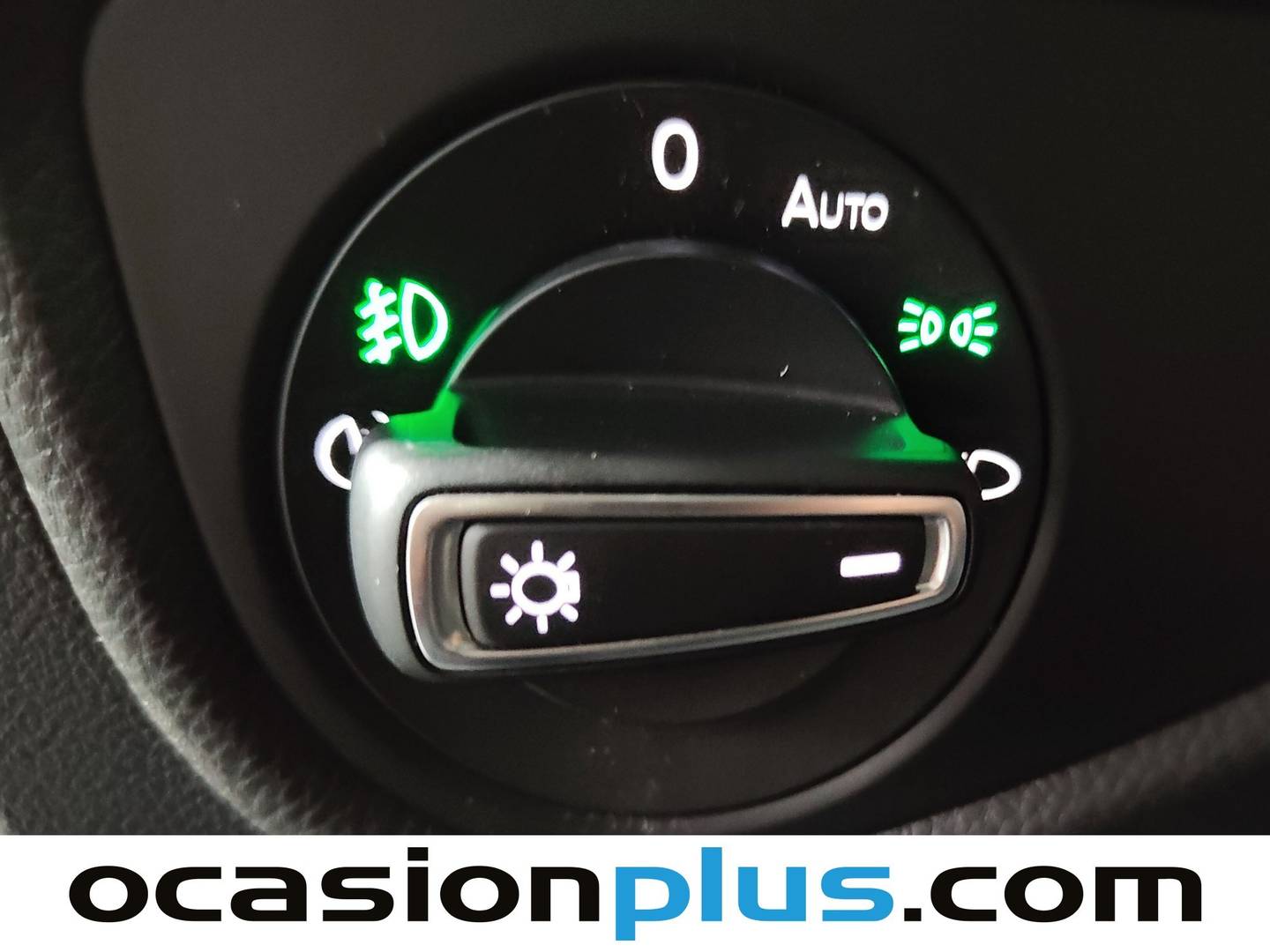 Foto Volkswagen Touran Volkswagen Touran Sport 2.0 TDI BMT  (150 CV) DSG