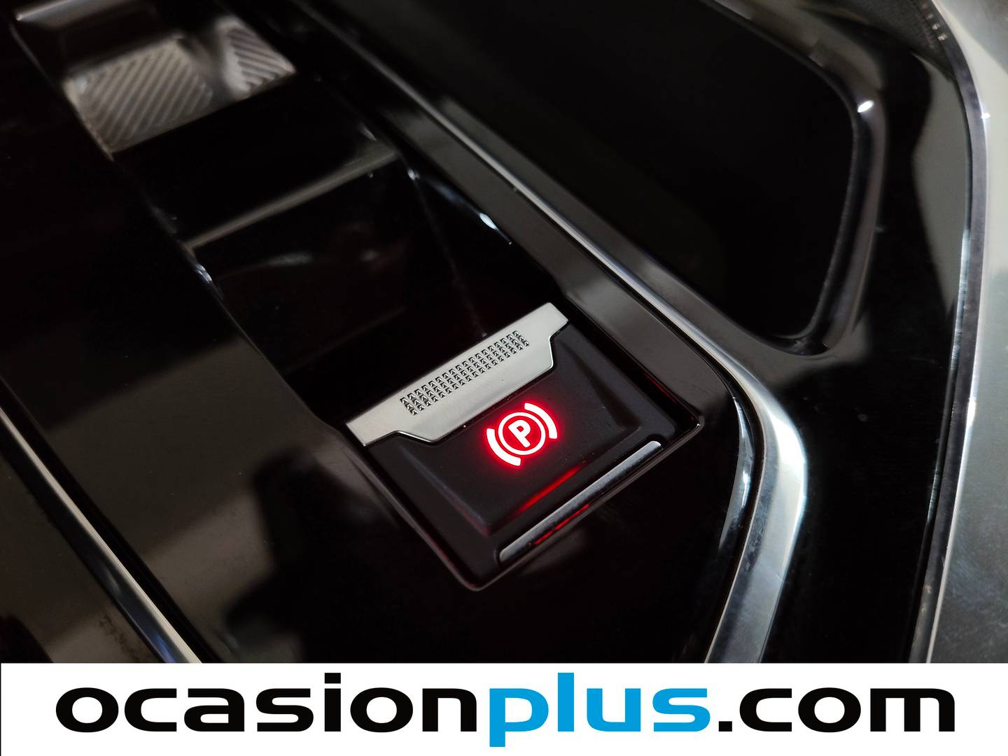 Foto Peugeot 3008 Peugeot 3008 PureTech 130 S&S GT EAT8 (130 CV)