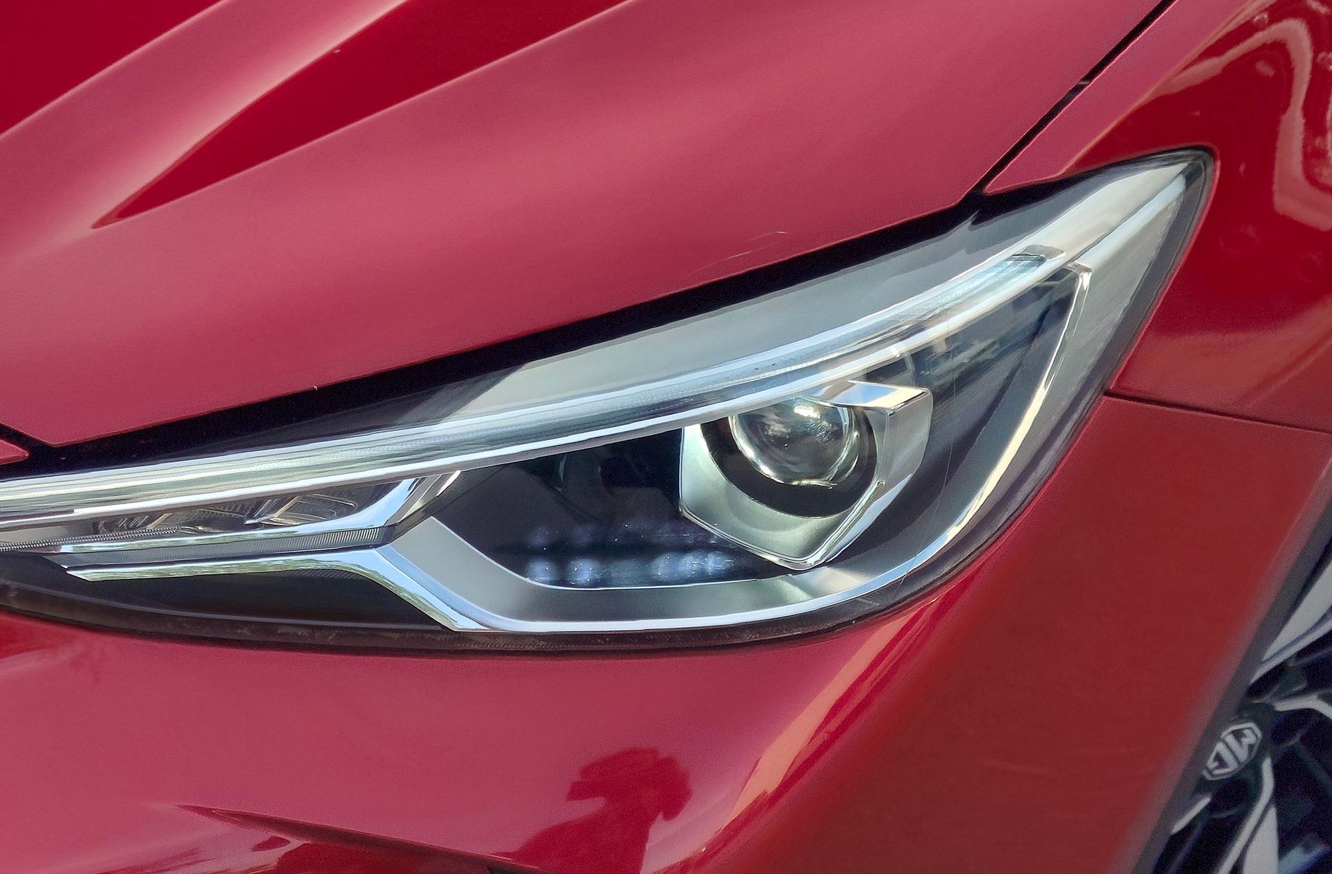 MG ZS 1.5 Hybrid+ Luxury - foto 19