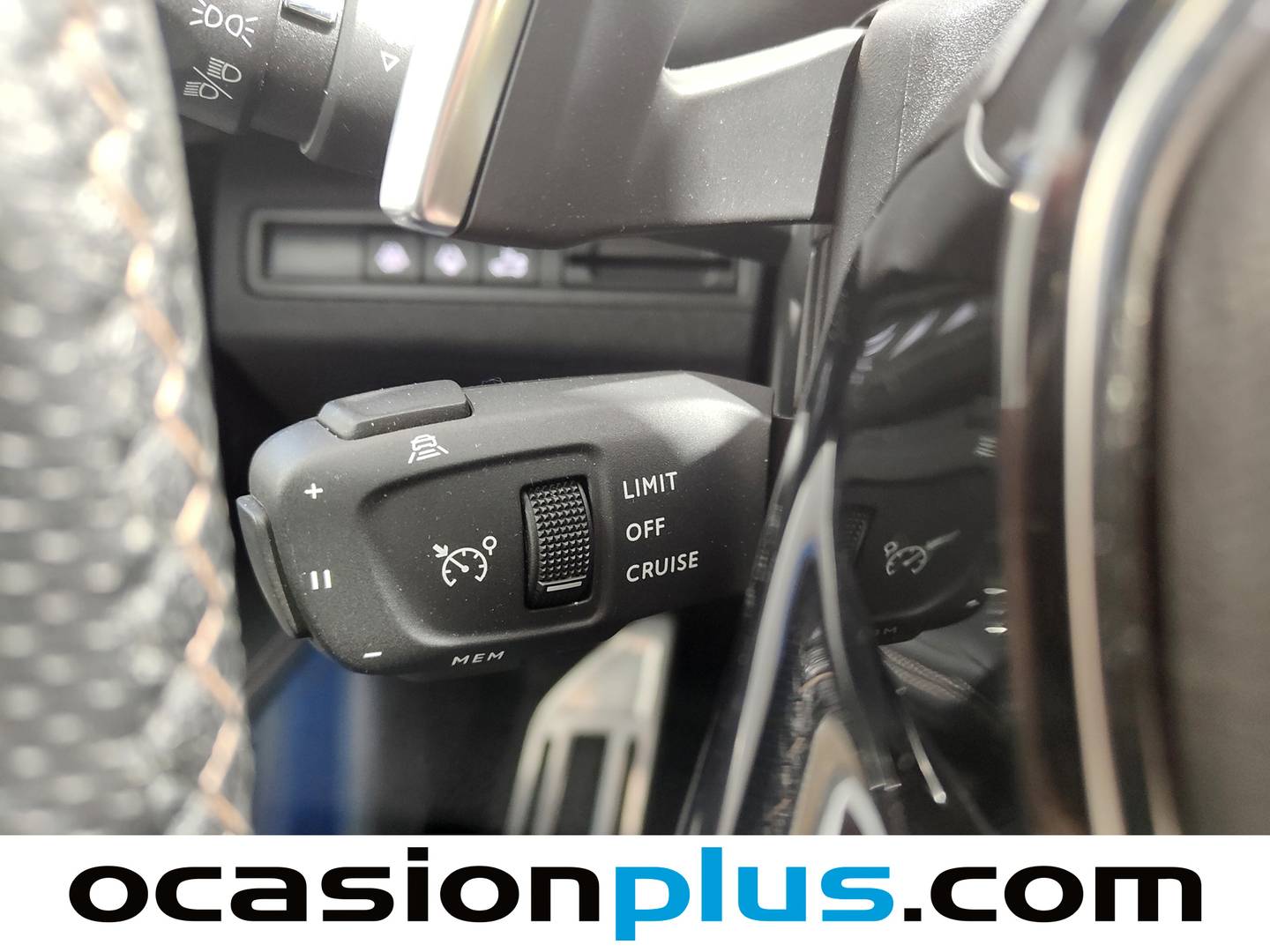 Foto Peugeot 3008 Peugeot 3008 PureTech 130 S&S GT EAT8 (130 CV)