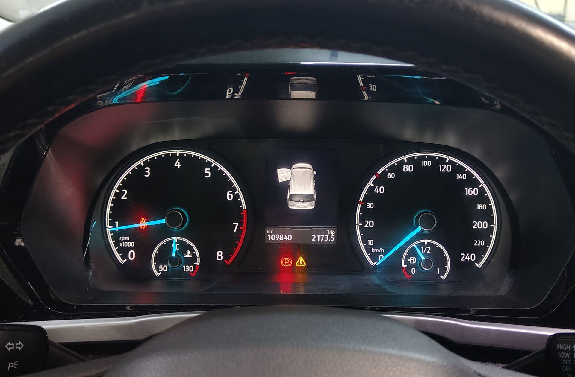 Ford Grand Tourneo Connect 1.5 EcoBoost Titanium - foto 24