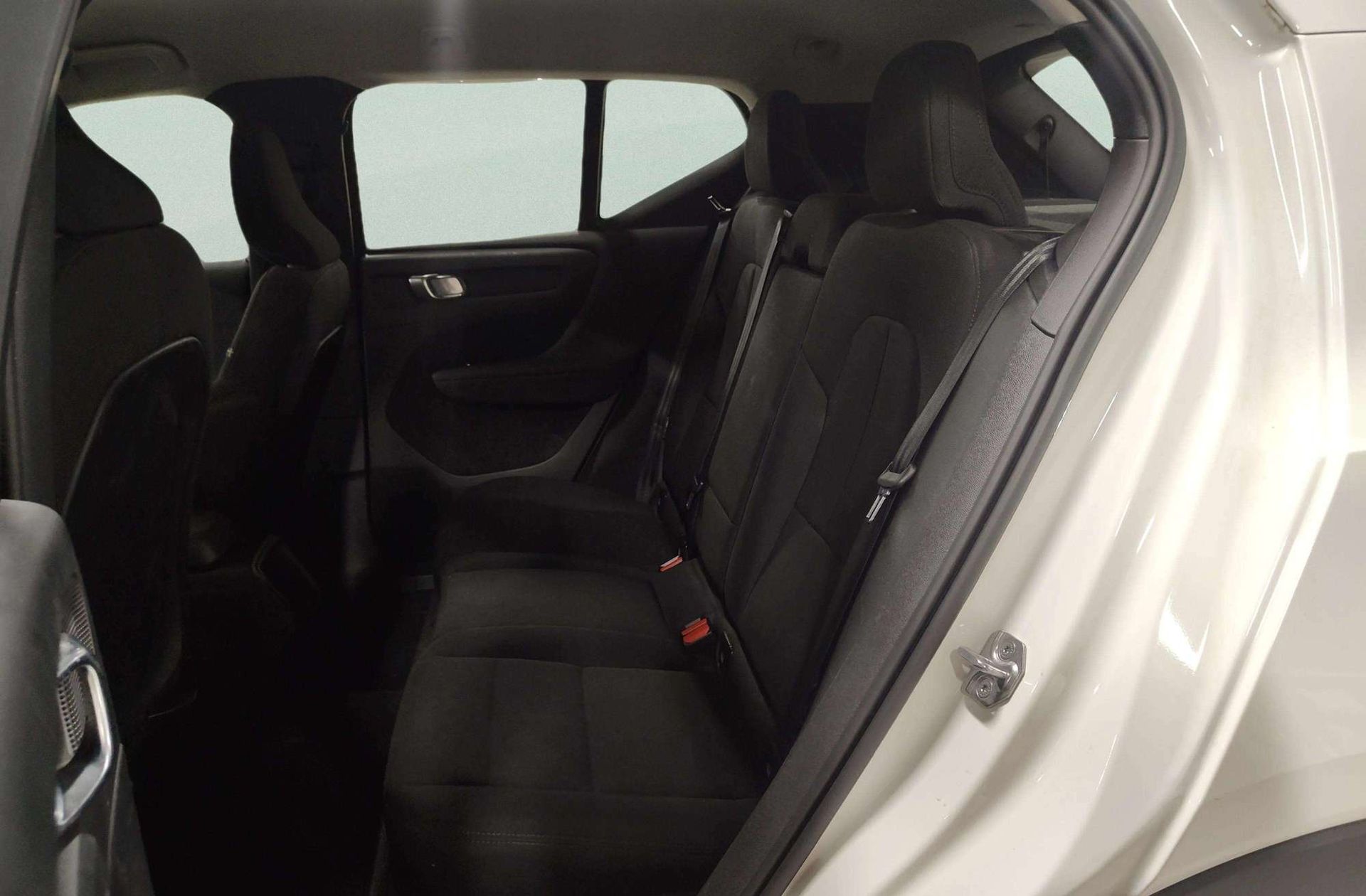 Volvo XC40 T2 Momentum Core - foto 11