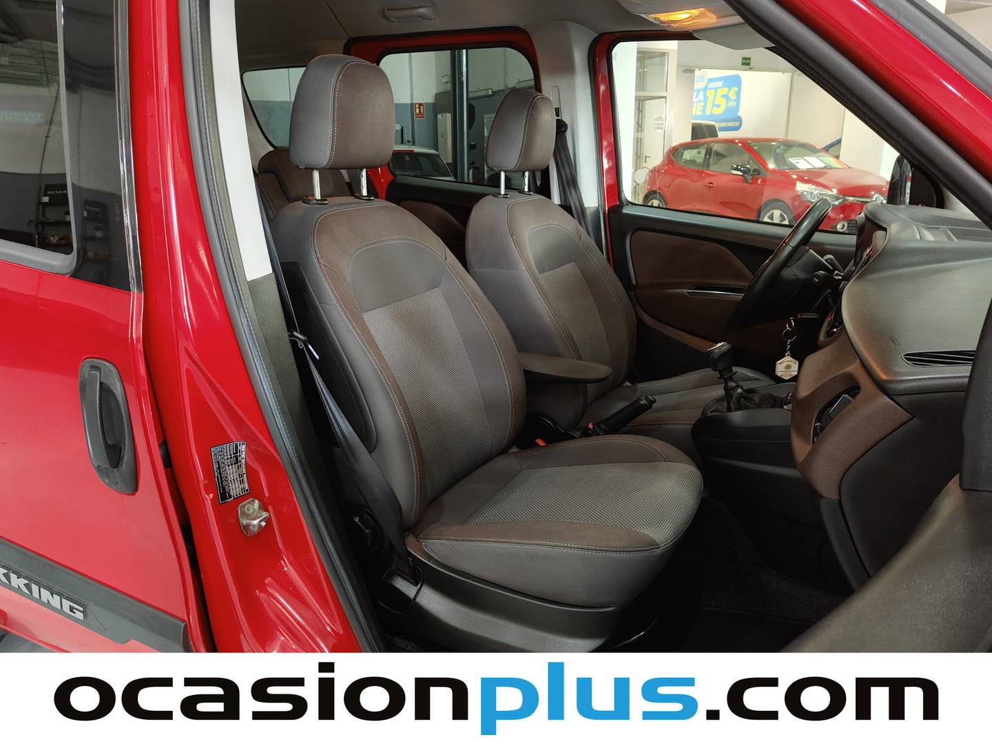 Foto Fiat Doblò Fiat Dobló Panorama 1.6 Multijet Trekking (95 CV)  Camperizada