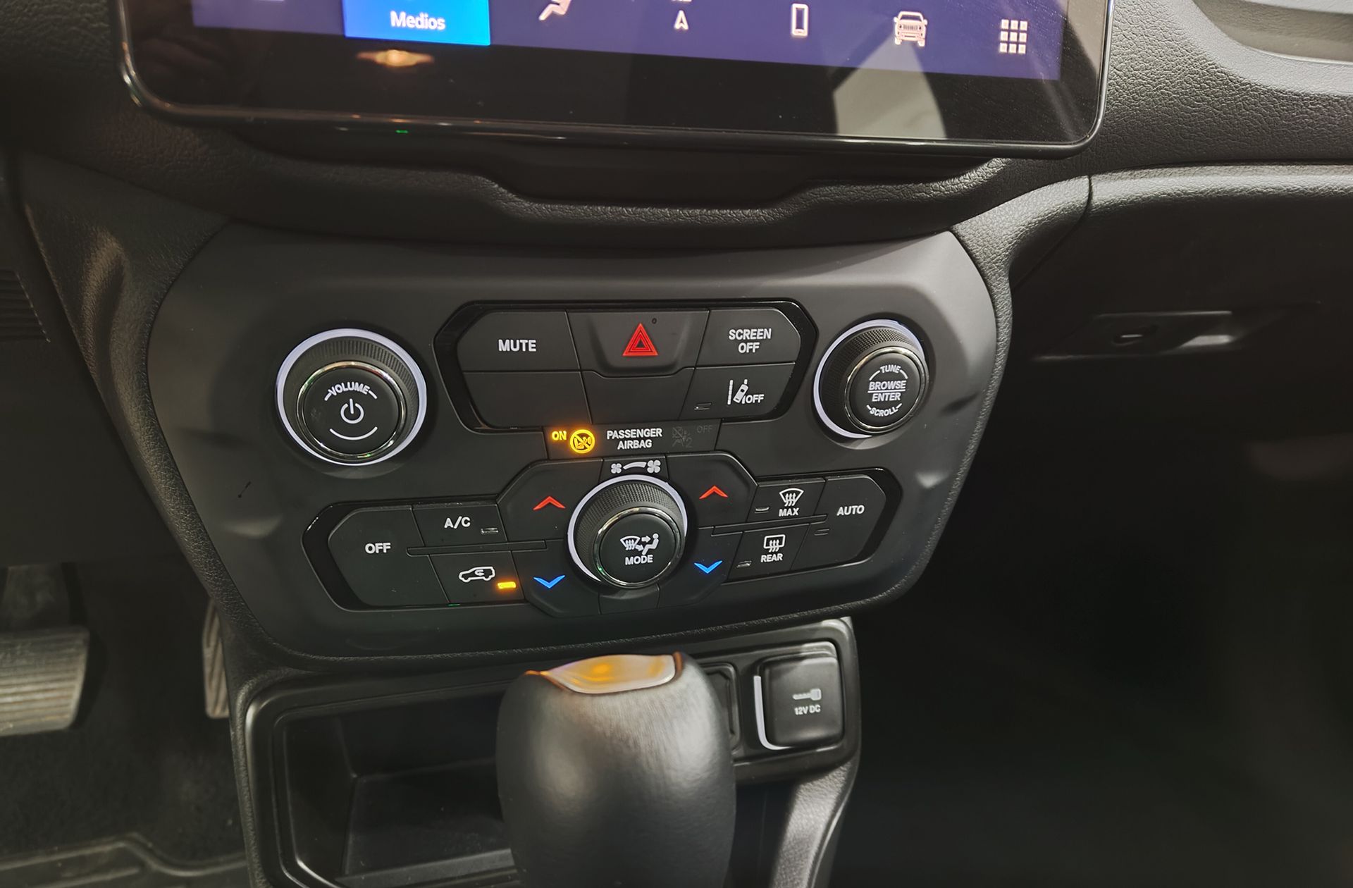 Jeep Renegade eHybrid 1.5 Limited ATX - foto 29