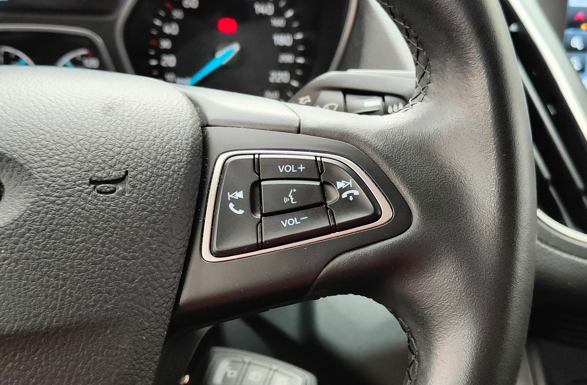 Ford Grand C-Max 1.0 EcoBoost Trend+ - foto 24
