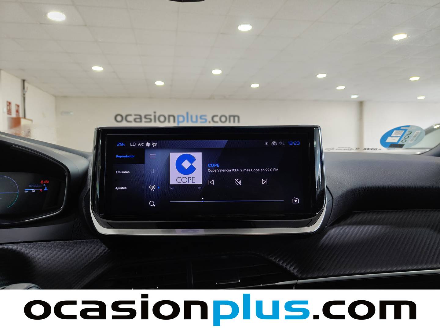 Peugeot 2008 Peugeot 2008 Allure Hybrid eDCS6 (145 CV) de ocasión