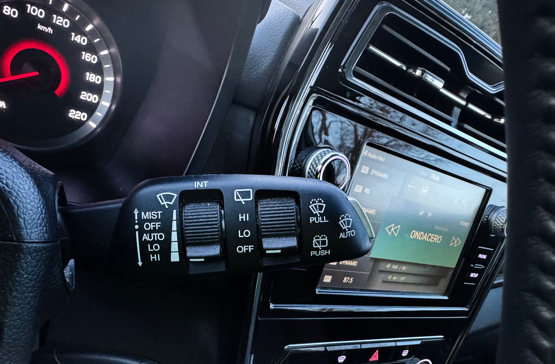 SsangYong Tivoli G12T Urban Plus - foto 26