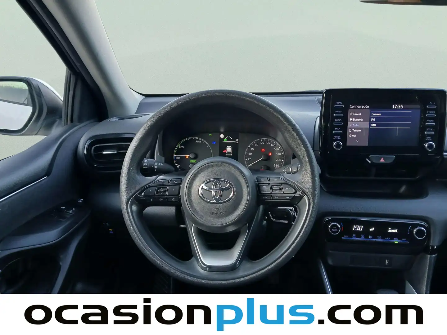 Foto Toyota Yaris Toyota Yaris 120H Business Plus (116 CV)